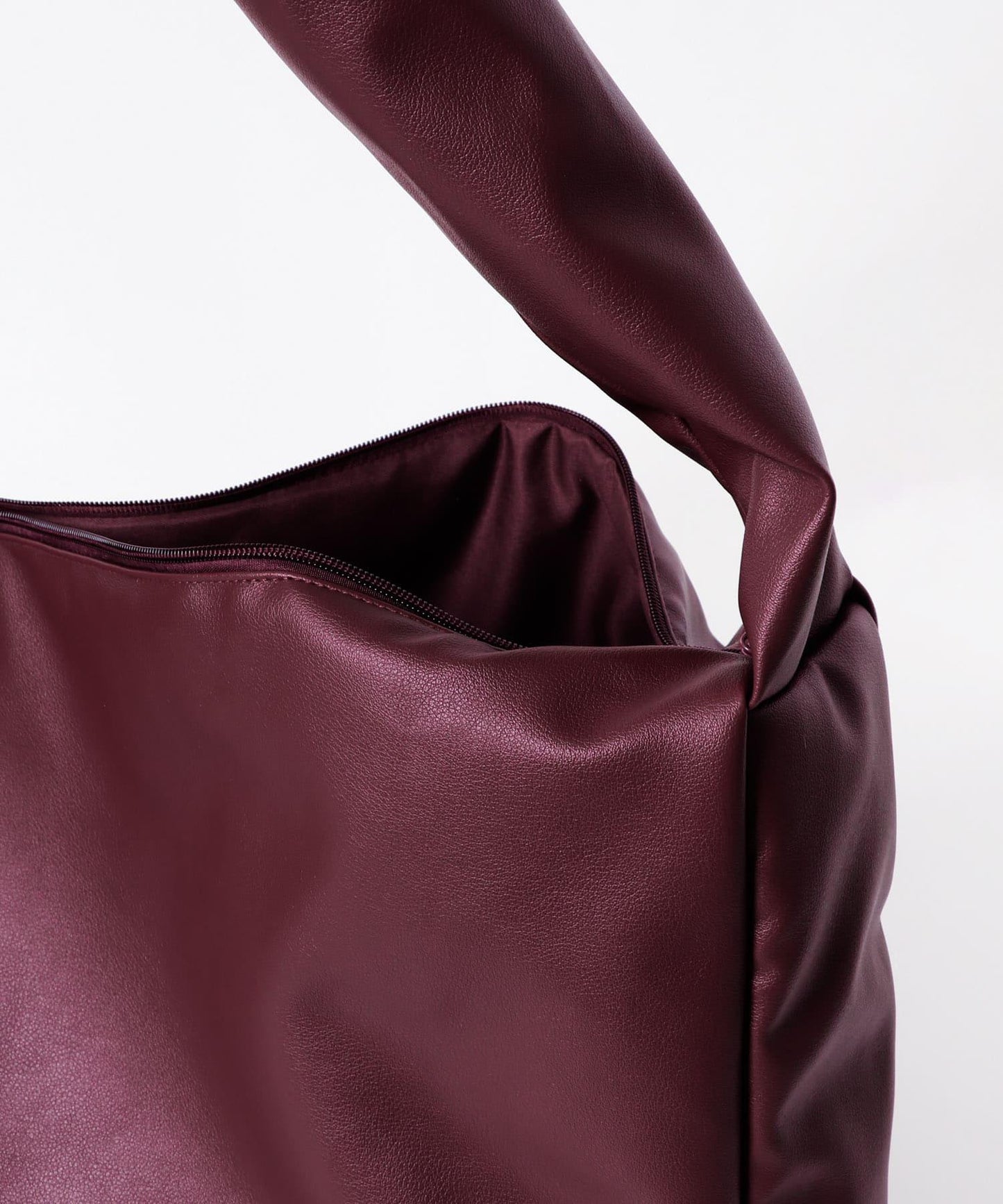 仿皮革加厚大號單肩包