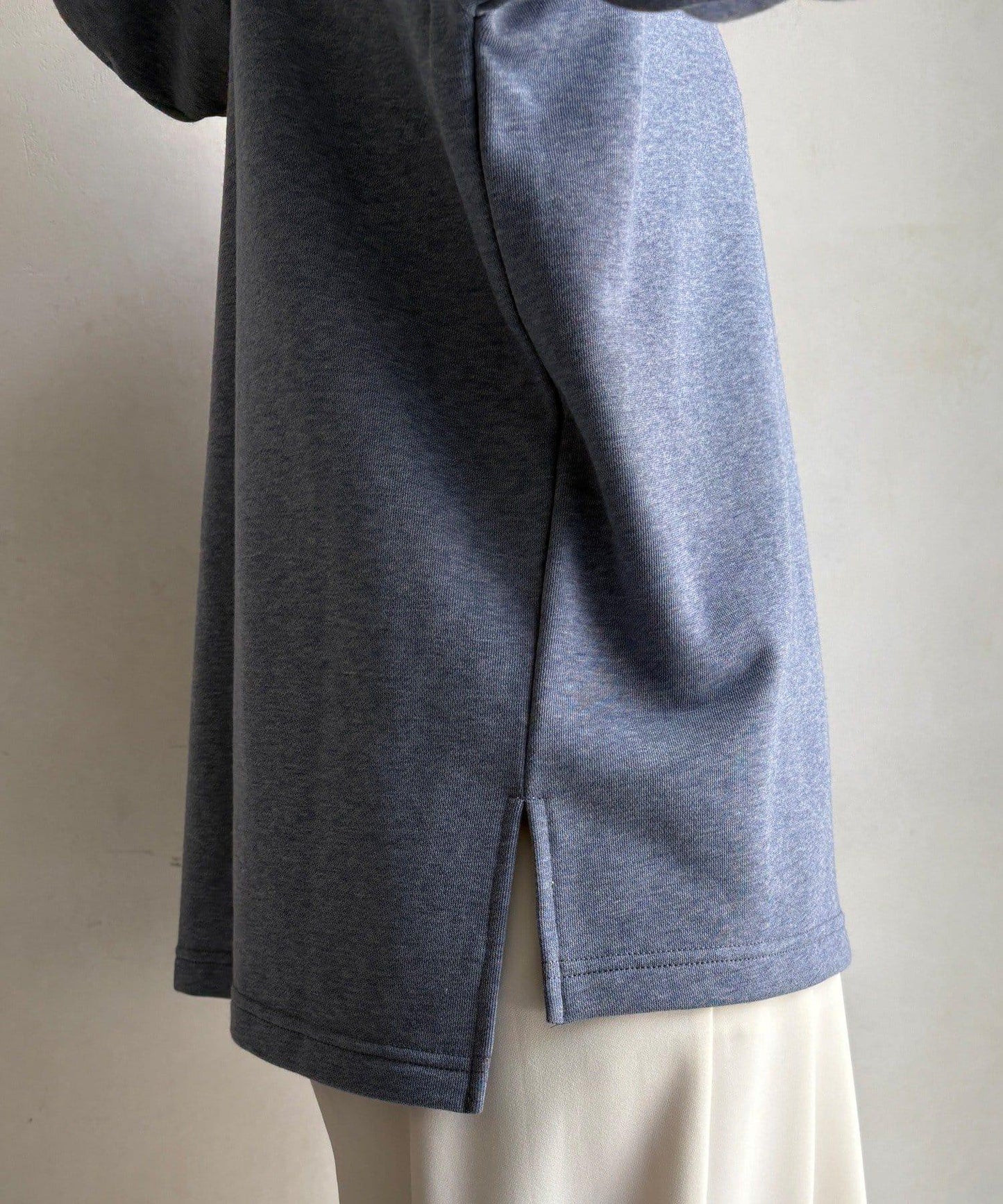 亮片字母連帽衛衣