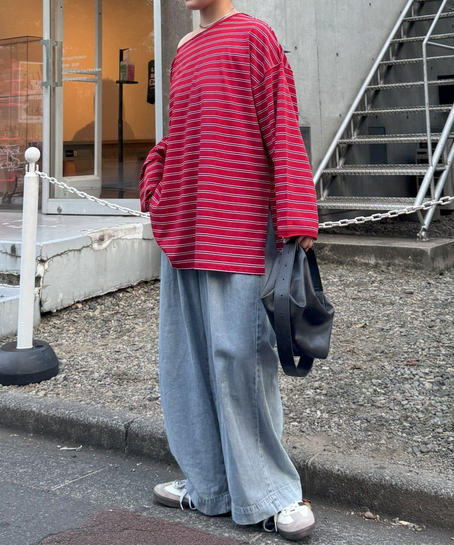 透視斜紋條紋單點刺繡寬鬆T恤