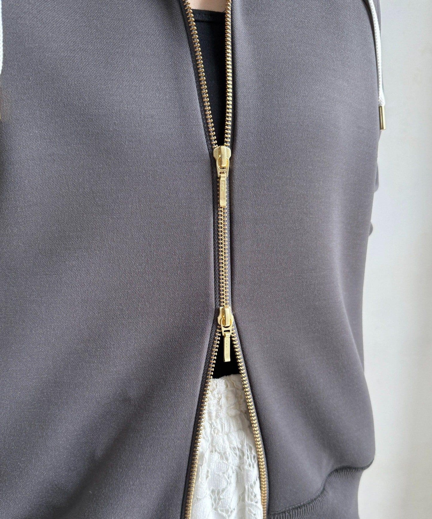 梅子色拉鍊連帽衛衣