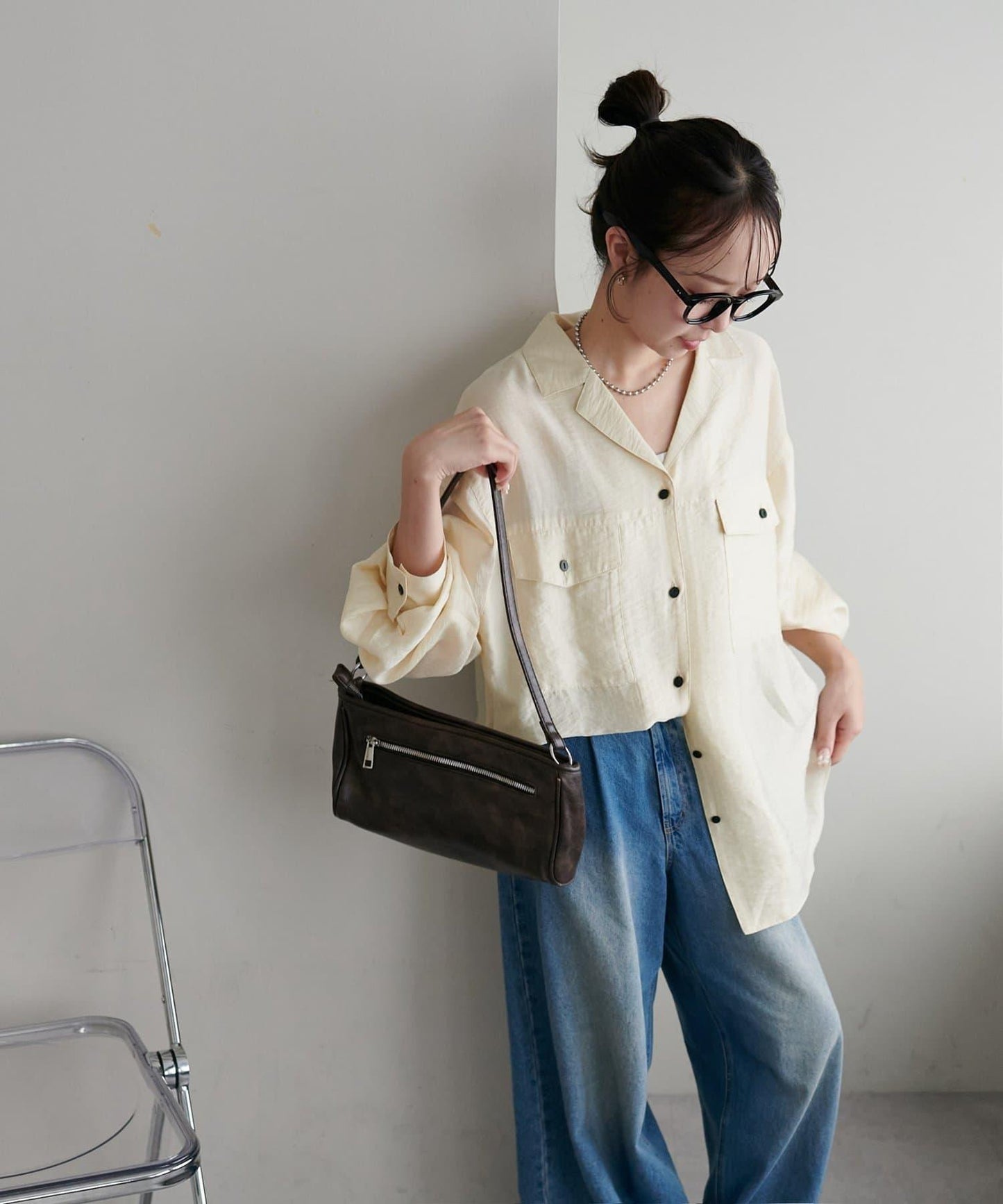 【Discoat】透視黑色紐扣開領襯衫