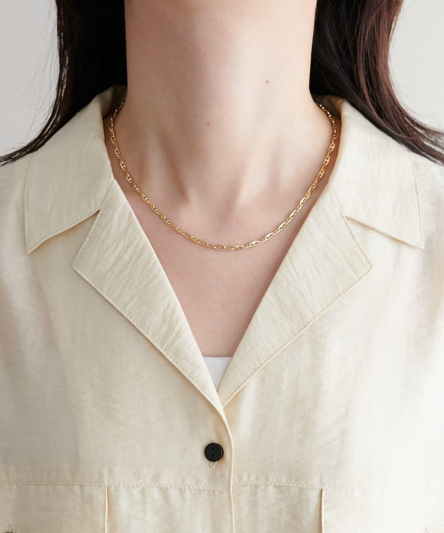 【Discoat】透視黑色紐扣開領襯衫