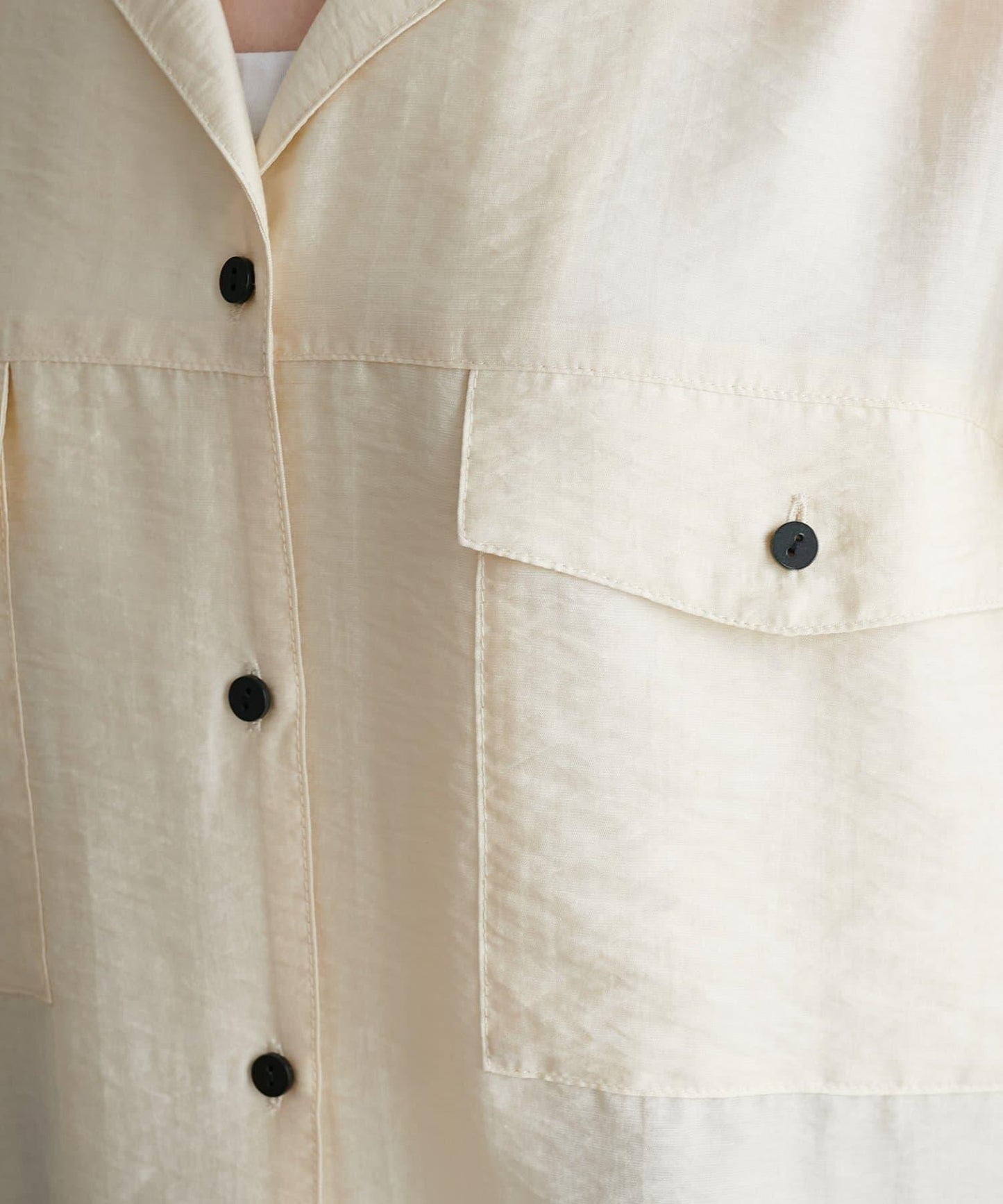 【Discoat】透視黑色紐扣開領襯衫