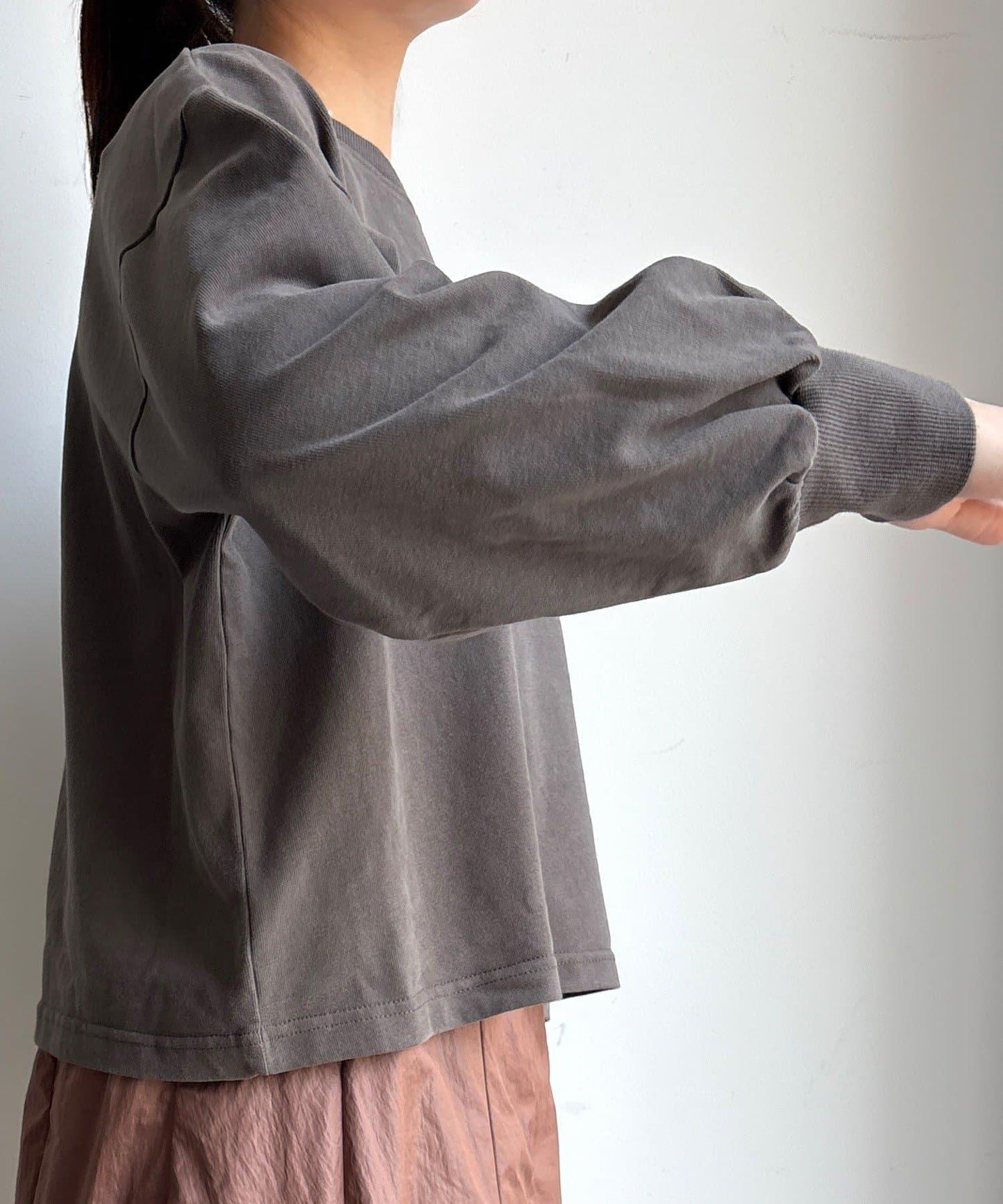 標誌短款套頭衫