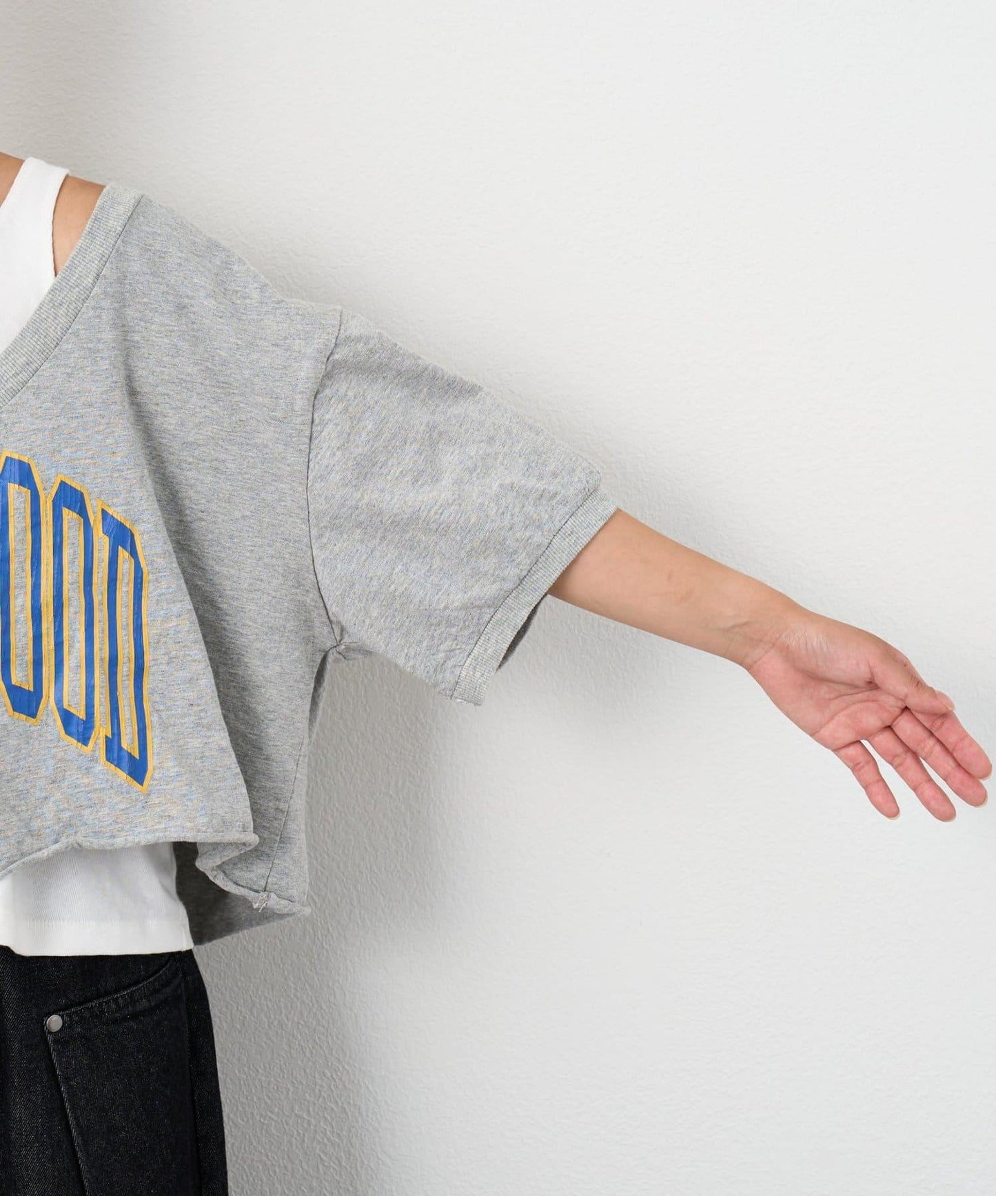 etsinta改良款一字肩五分袖T恤