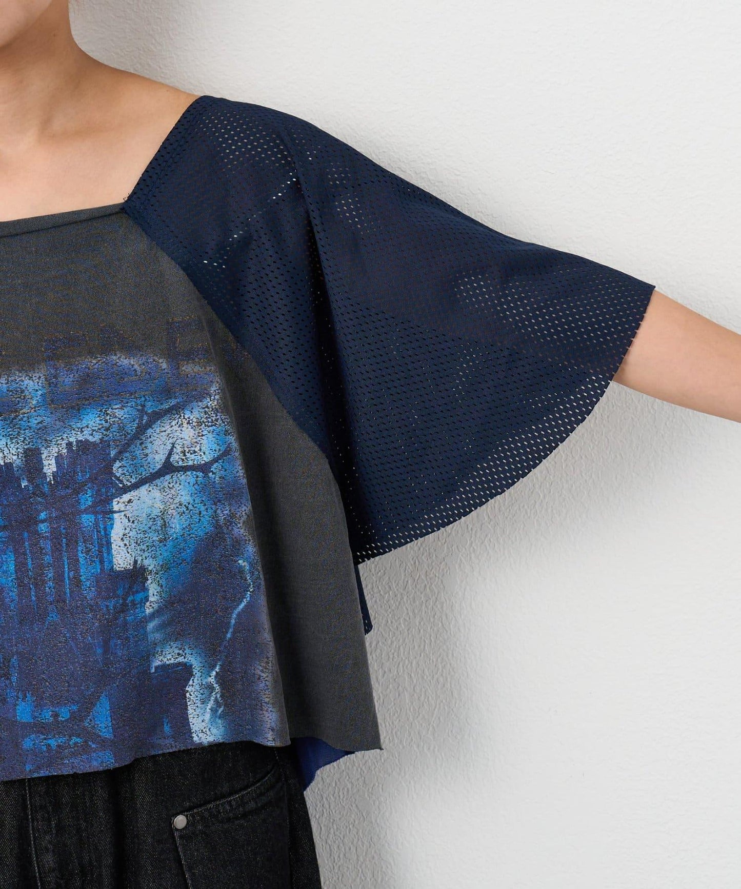 etsinta改良款網紗喇叭袖T恤