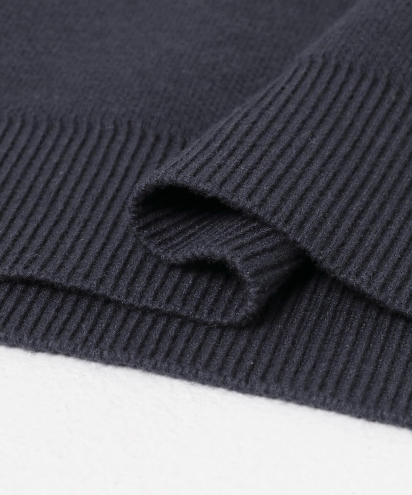 衛衣風格刺繡針織衫