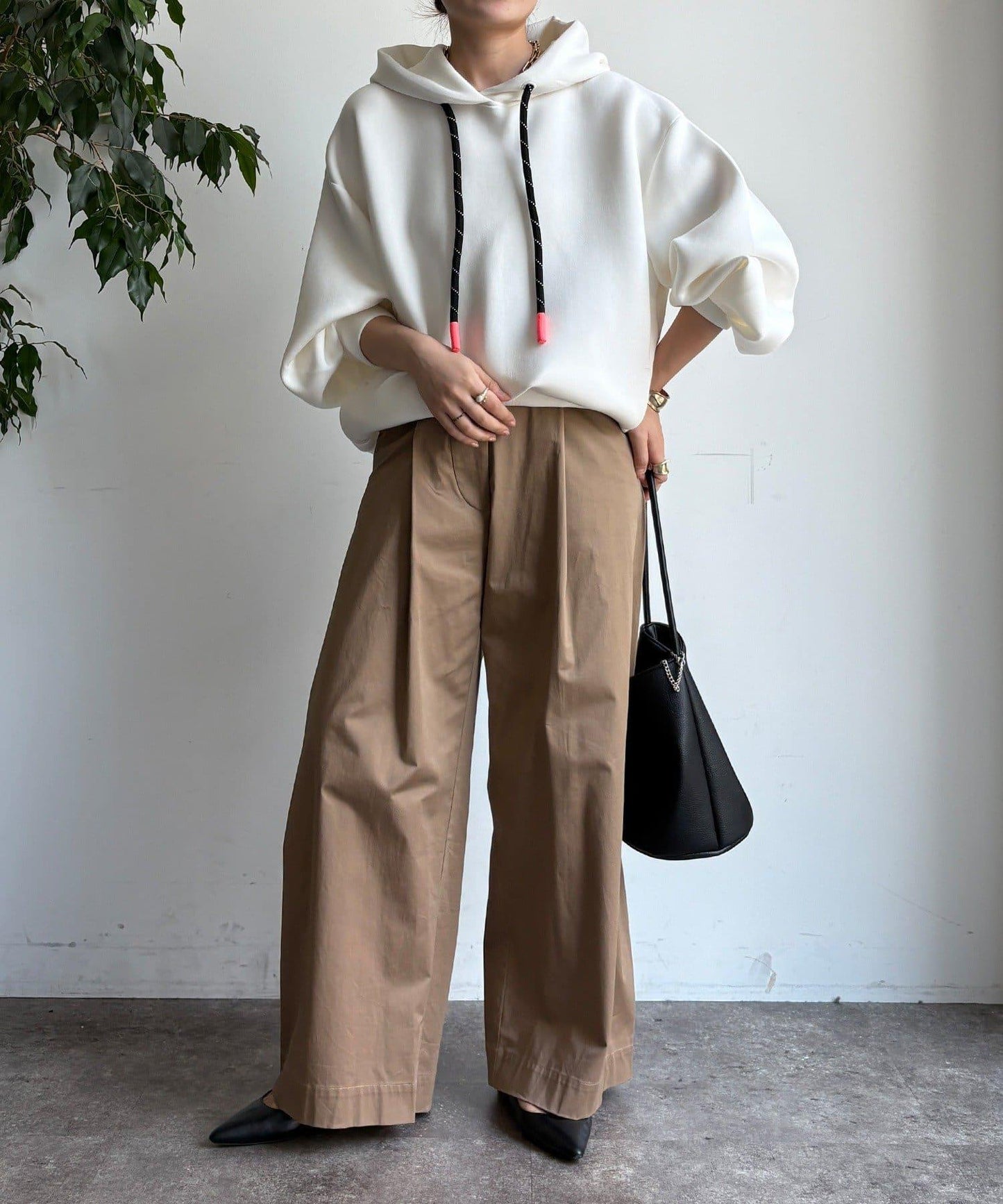 背面標誌連帽衛衣