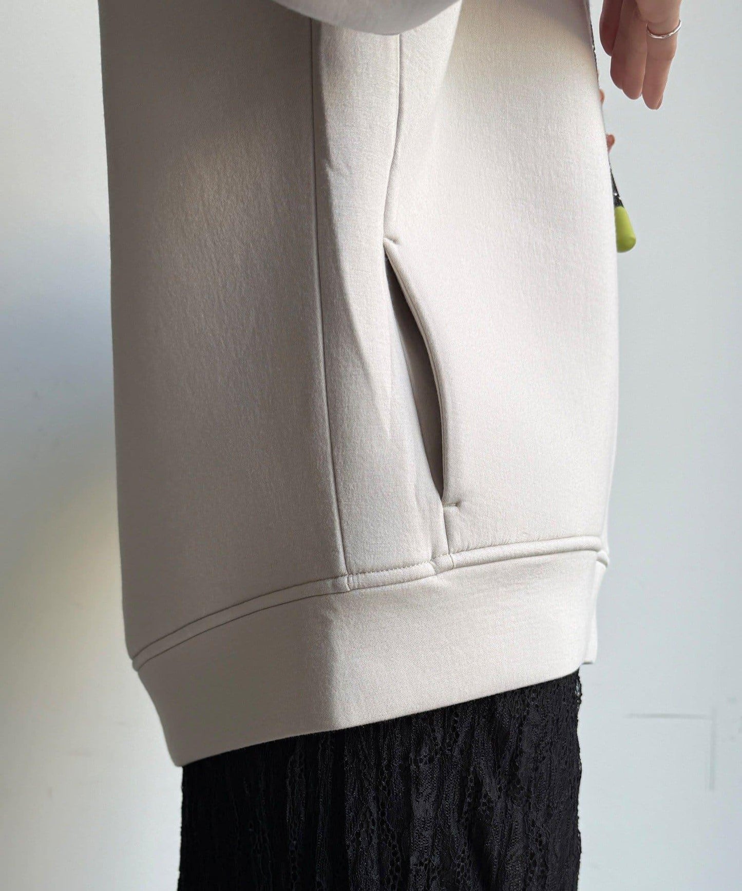 背面標誌連帽衛衣