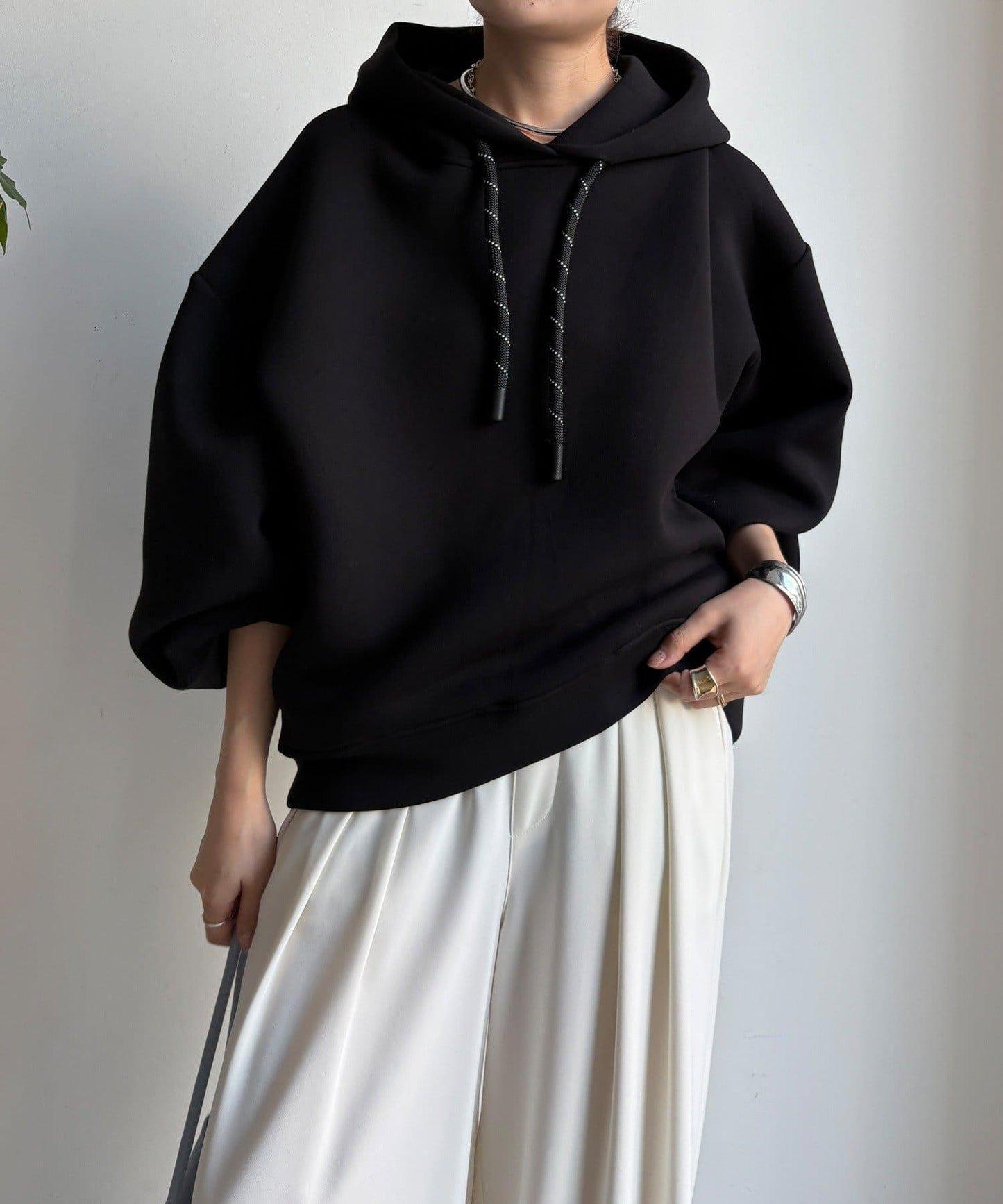 背面標誌連帽衛衣