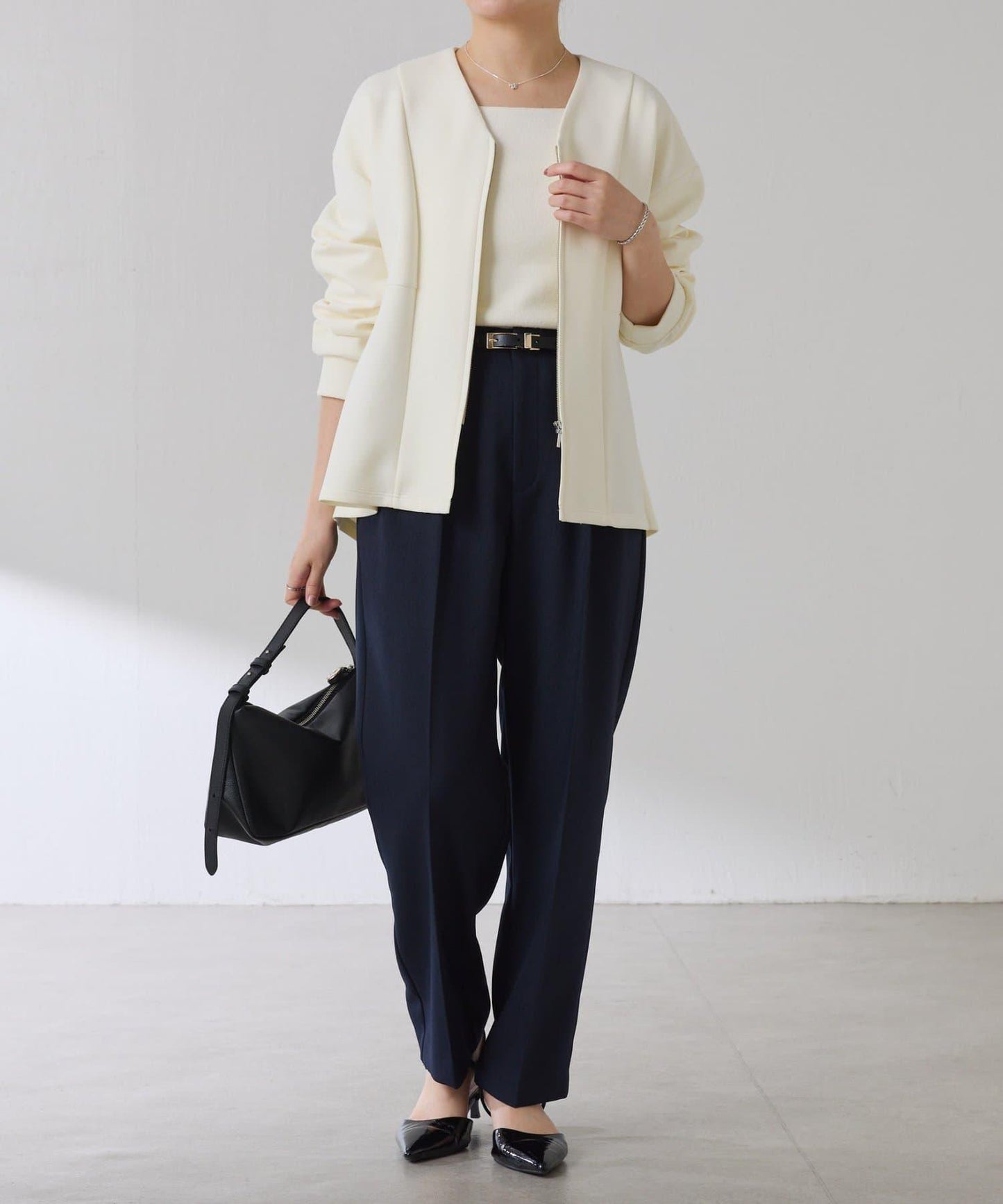 紙板荷葉邊開衫/套裝服