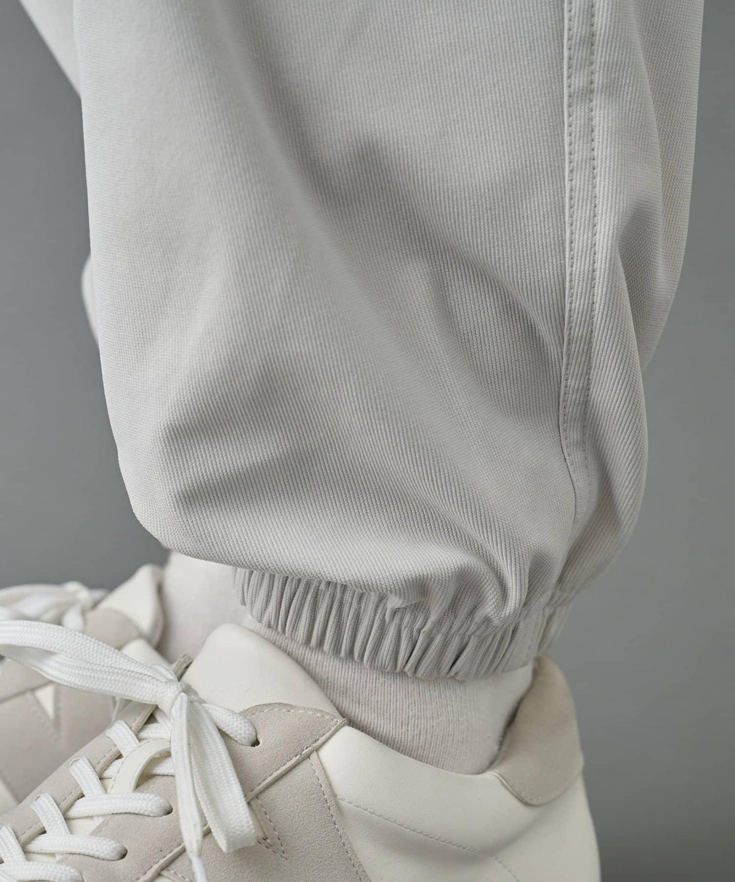 【AW】格紋彈力束腳褲