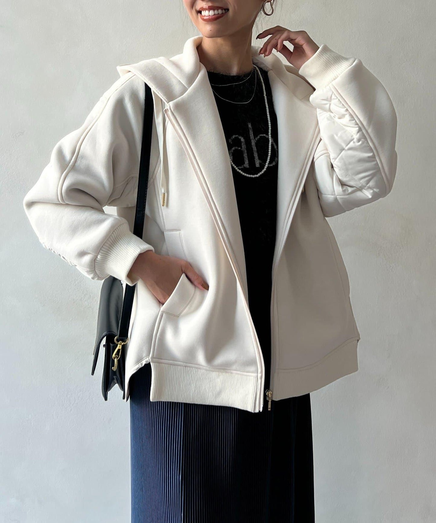 現代風格拼接棉服連帽夾克