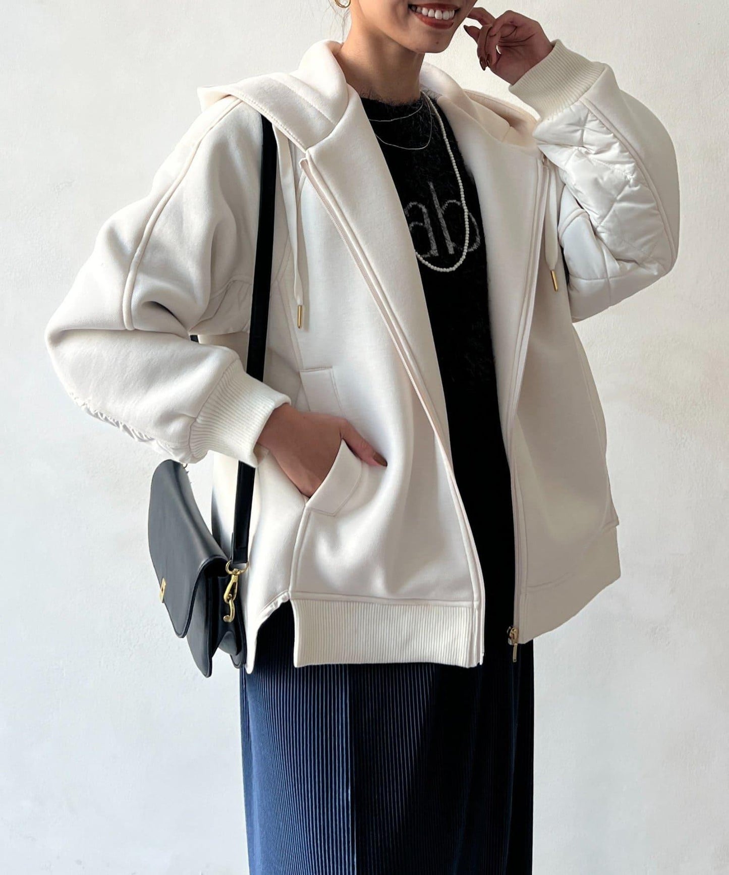現代風格拼接棉服連帽夾克