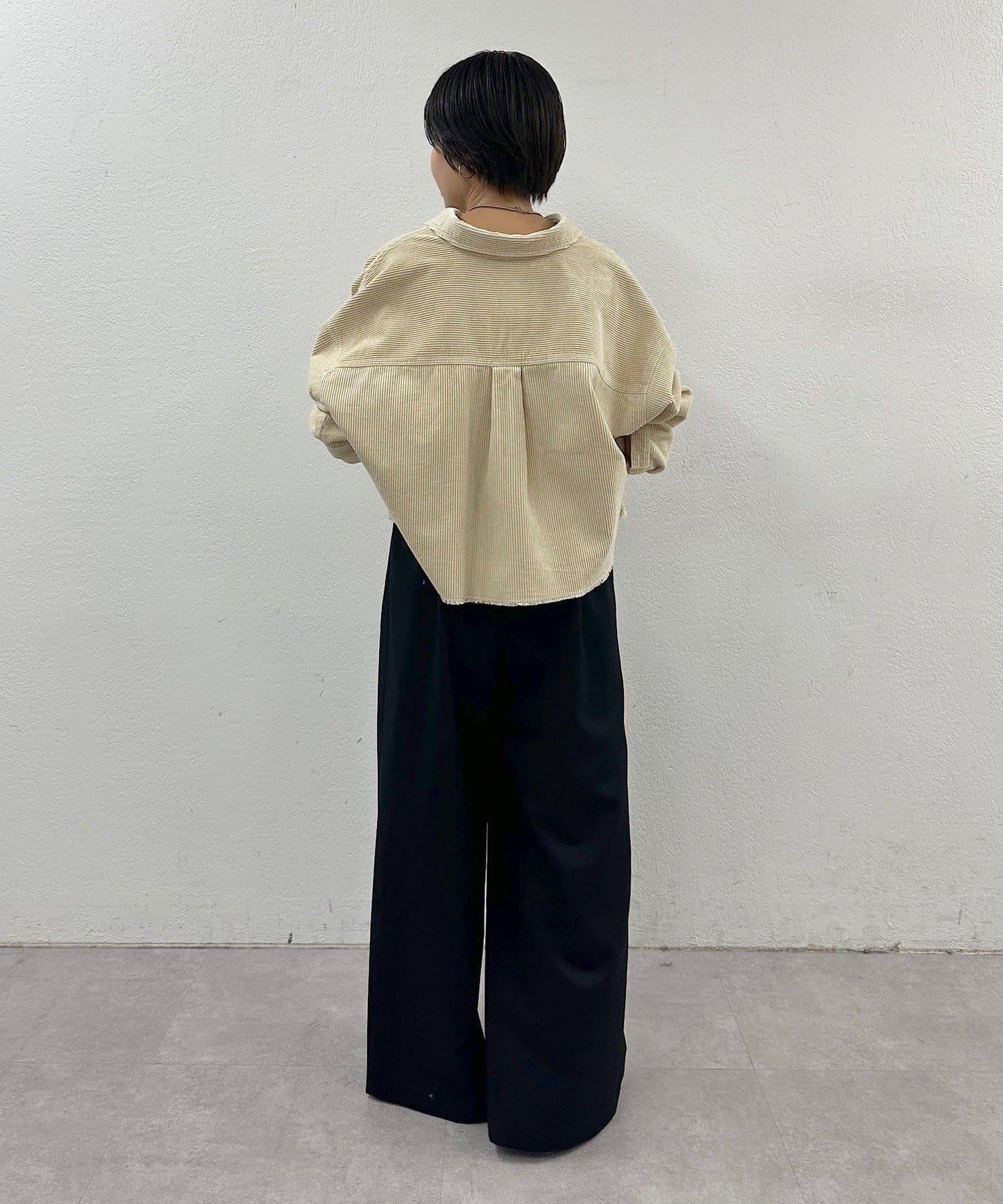 燈芯絨襯衫