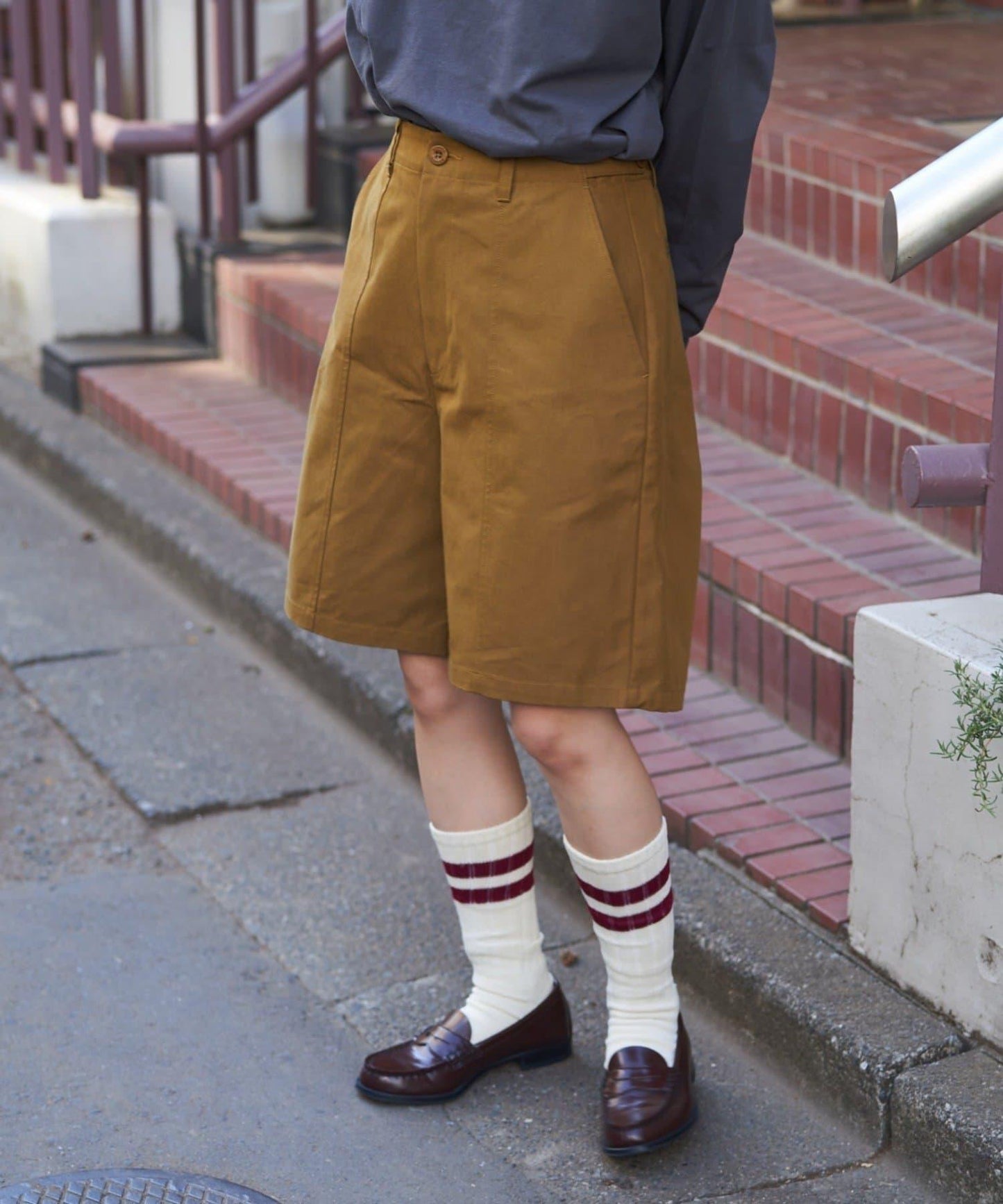 【GEVACO】腰部標籤裝飾中褲