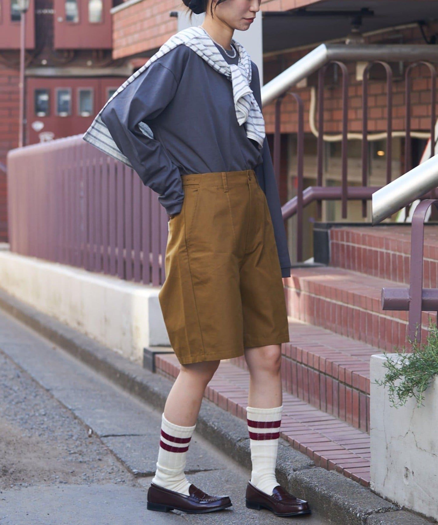 【GEVACO】腰部標籤裝飾中褲