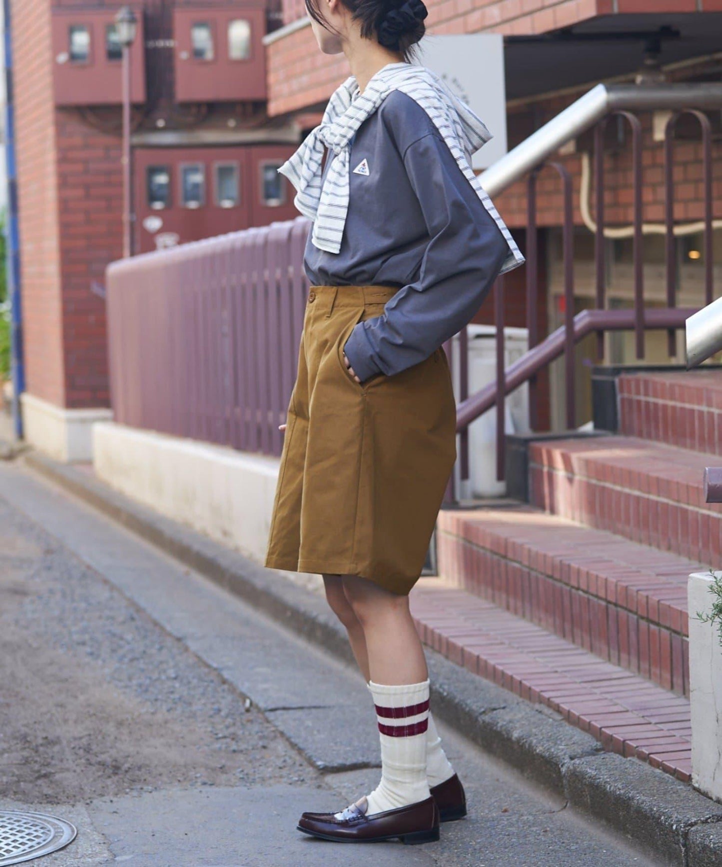 【GEVACO】腰部標籤裝飾中褲