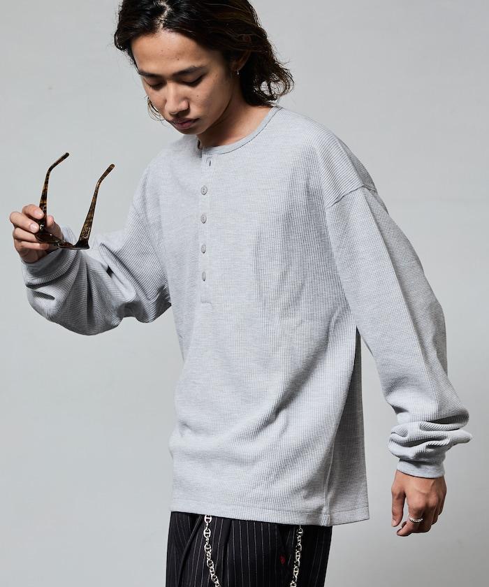 短款保暖亨利領T恤