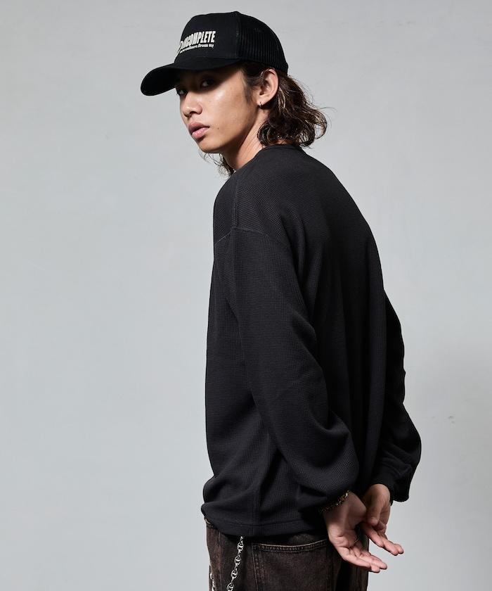 短款保暖亨利領T恤