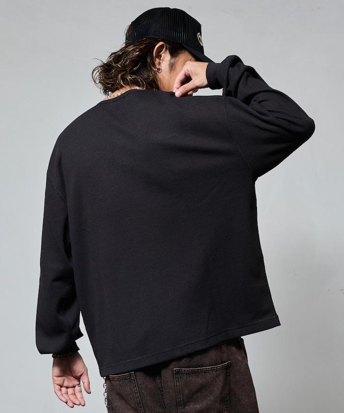 短款保暖亨利領T恤