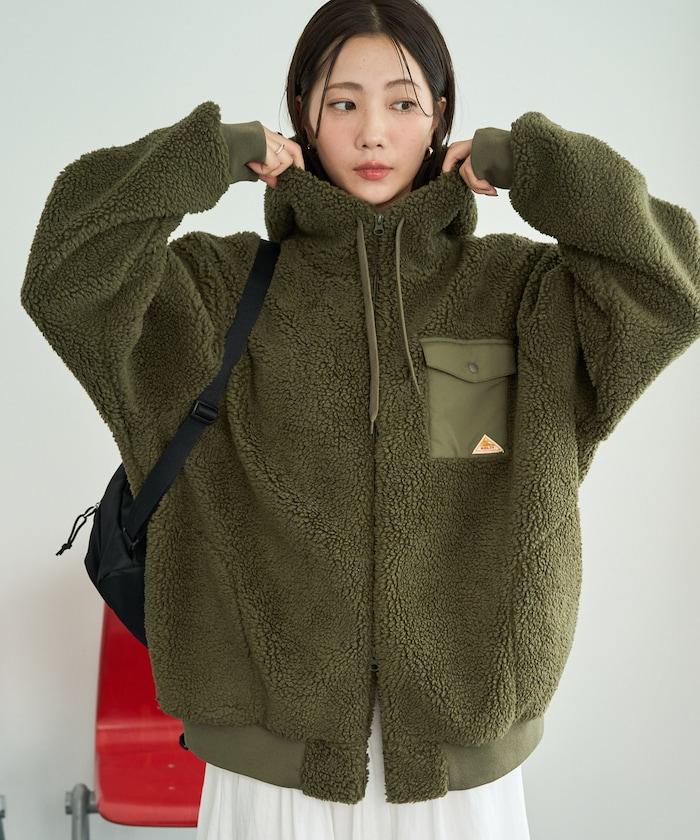 特別款羊羔絨連帽中長大衣