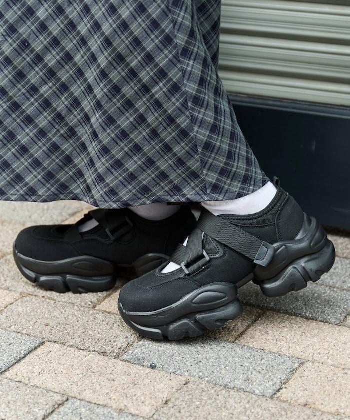 厚底交叉帶運動鞋