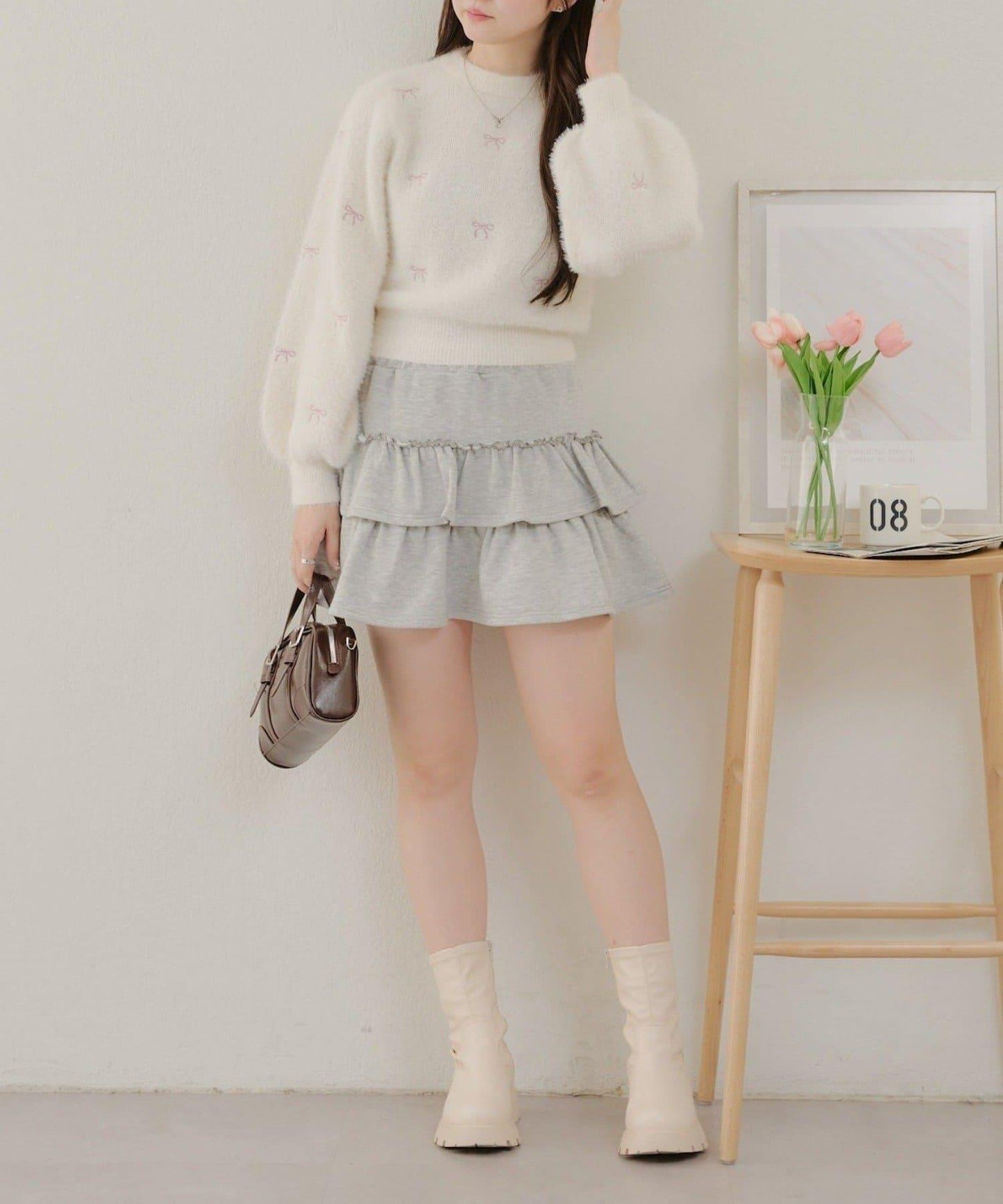 蝴蝶結刺繡羽毛針織衫