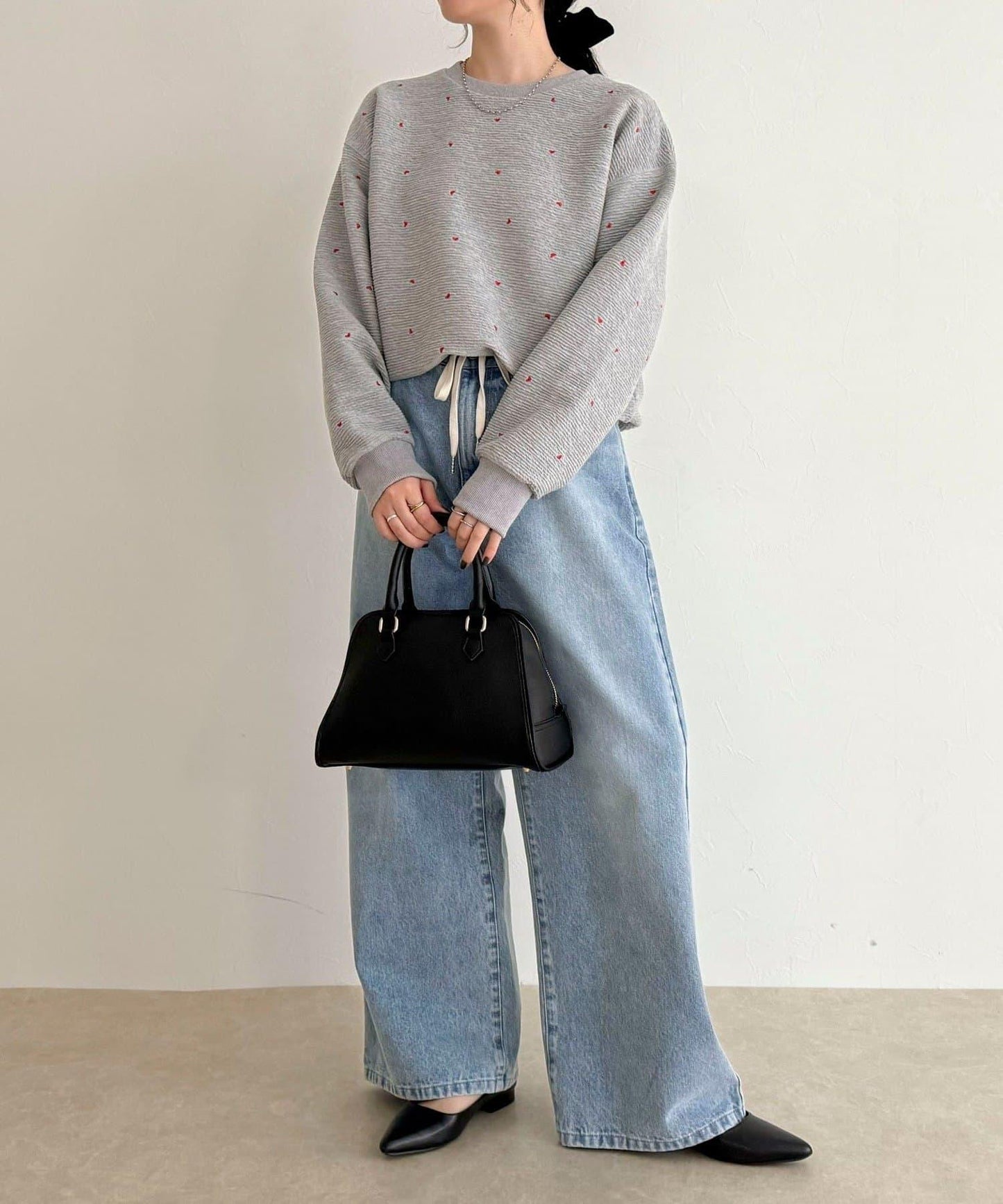【人氣復刻】愛心刺繡修身衛衣套頭衫