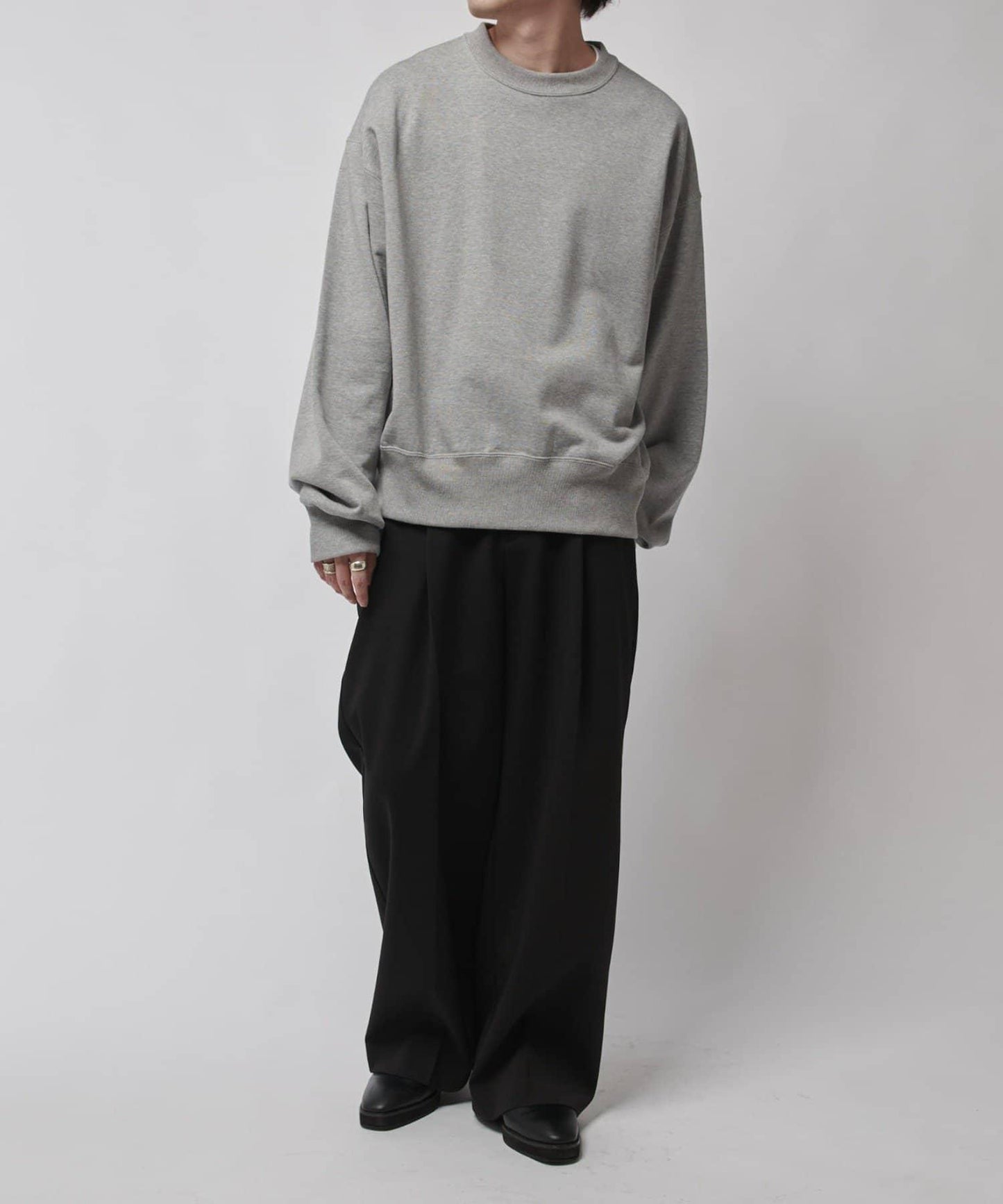 【Lui's】高密度厚款圓領衛衣