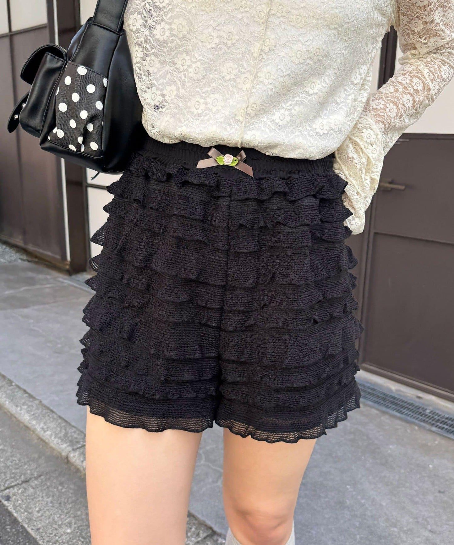 層疊荷葉邊短褲