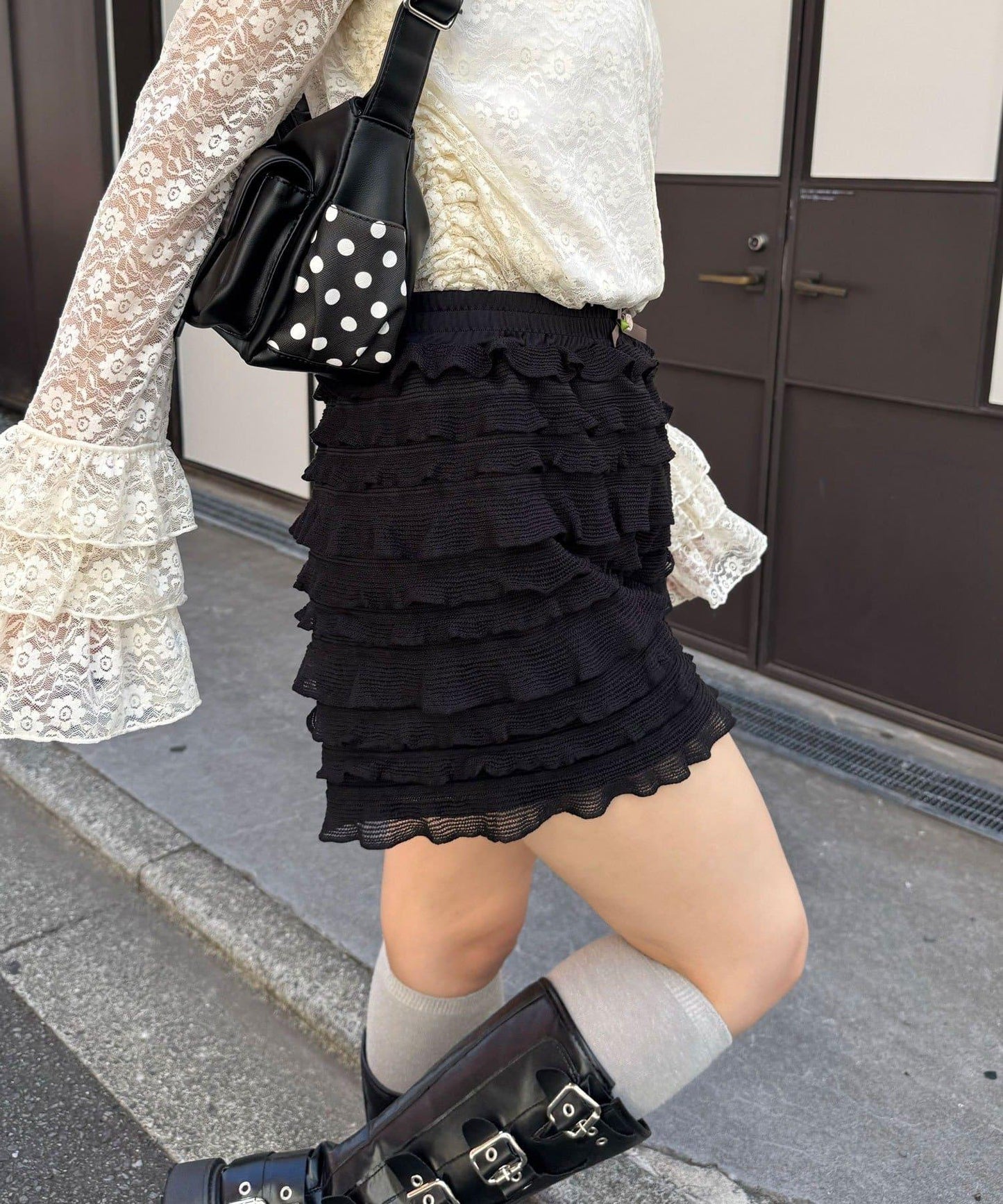 層疊荷葉邊短褲