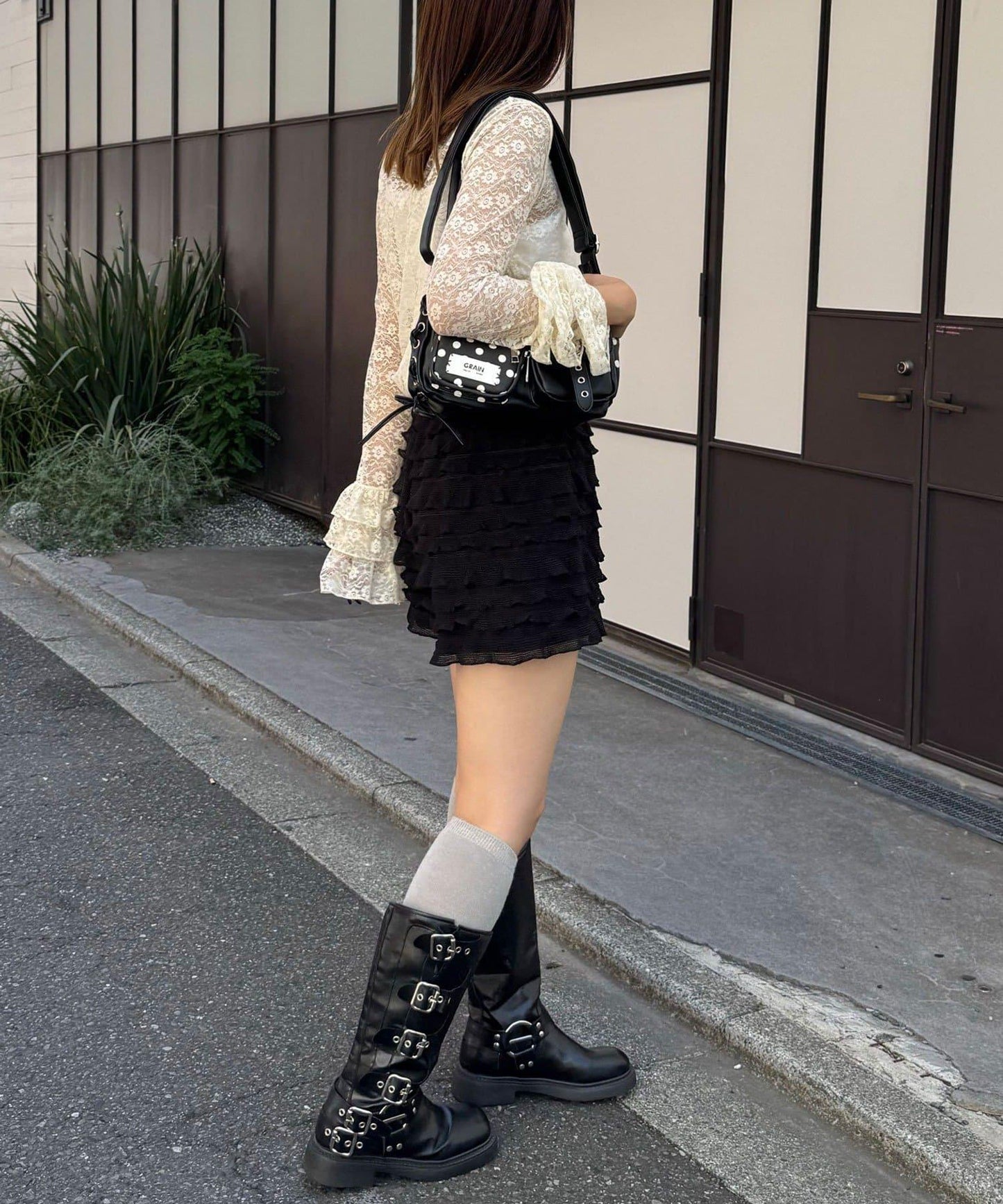 層疊荷葉邊短褲