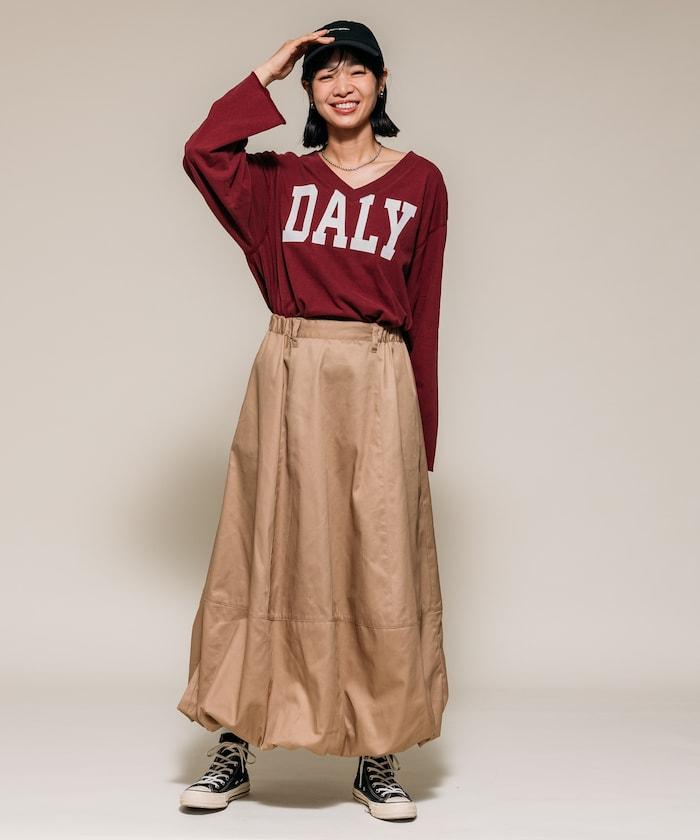 復古V領字母長袖T恤