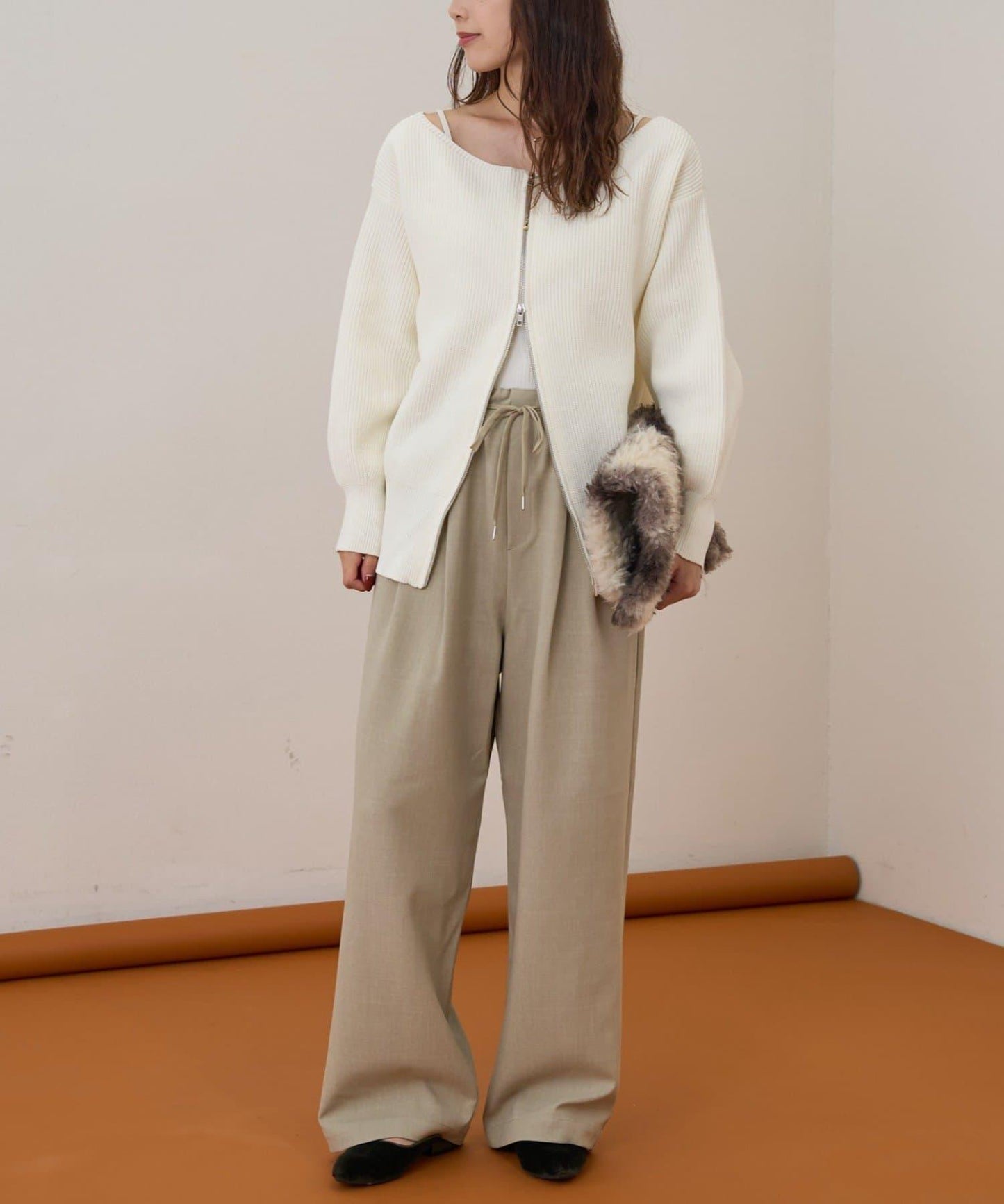 【收腰顯瘦!】附帶繫帶腰帶褶皺寬鬆休閒長褲