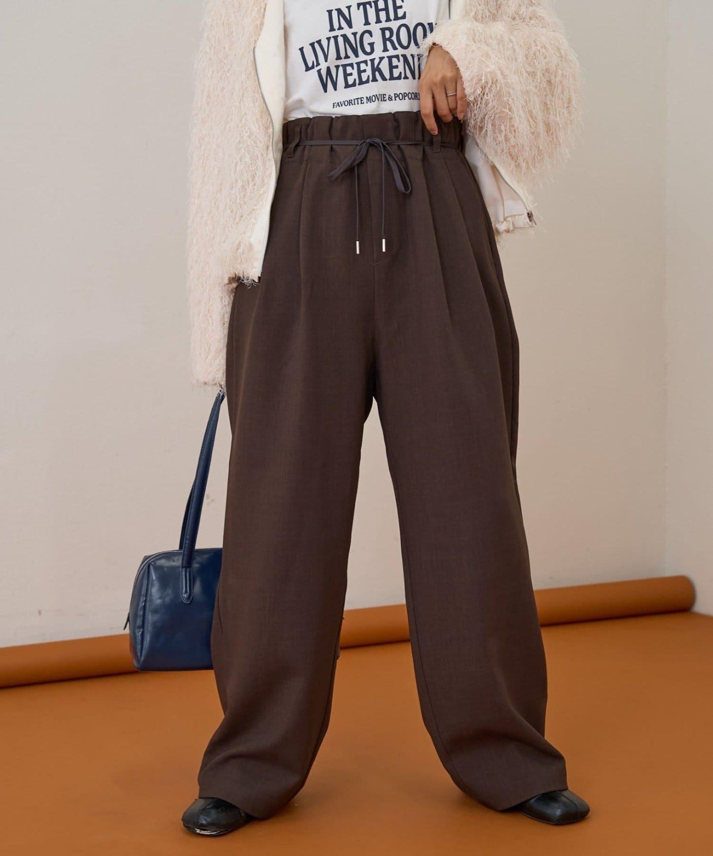 【收腰顯瘦!】附帶繫帶腰帶褶皺寬鬆休閒長褲