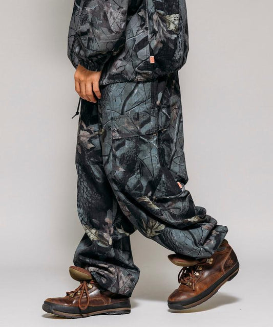 6口袋迷彩工裝褲