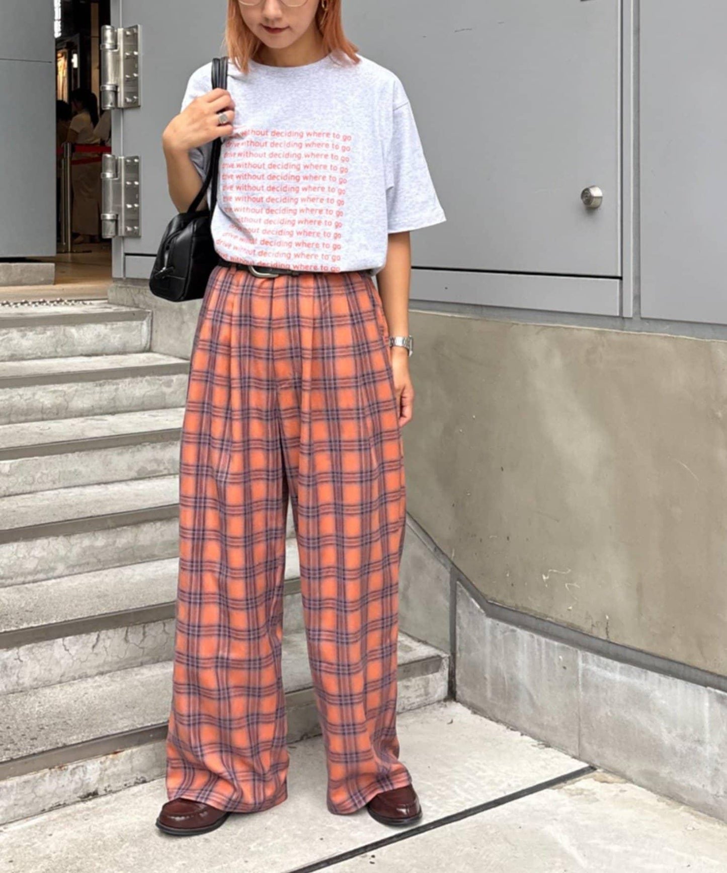 法蘭絨格紋褶皺寬鬆闊腿褲