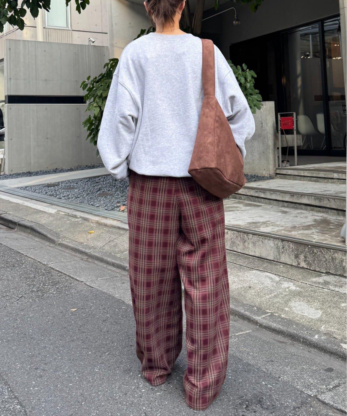 法蘭絨格紋褶皺寬鬆闊腿褲