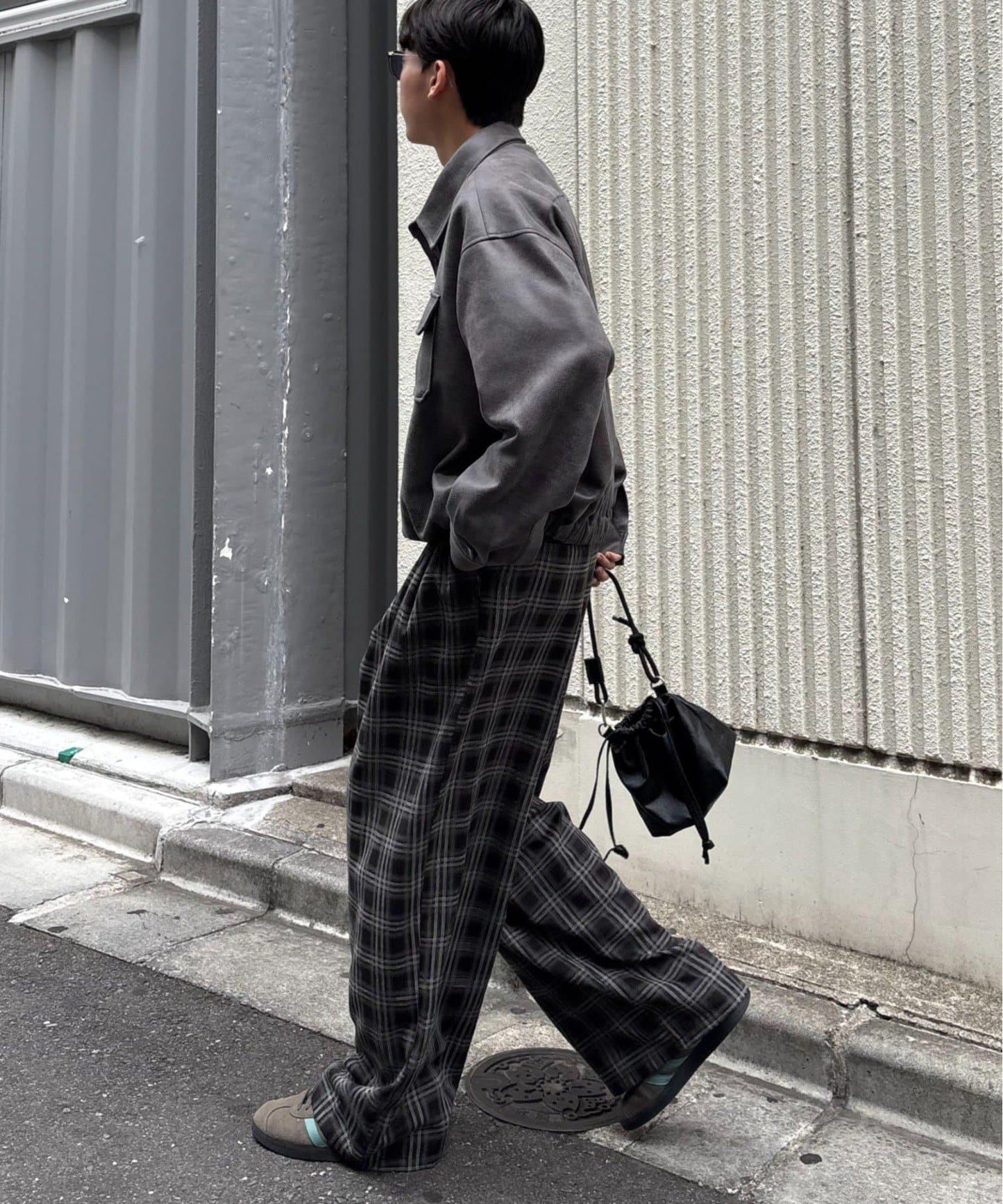 法蘭絨格紋褶皺寬鬆闊腿褲