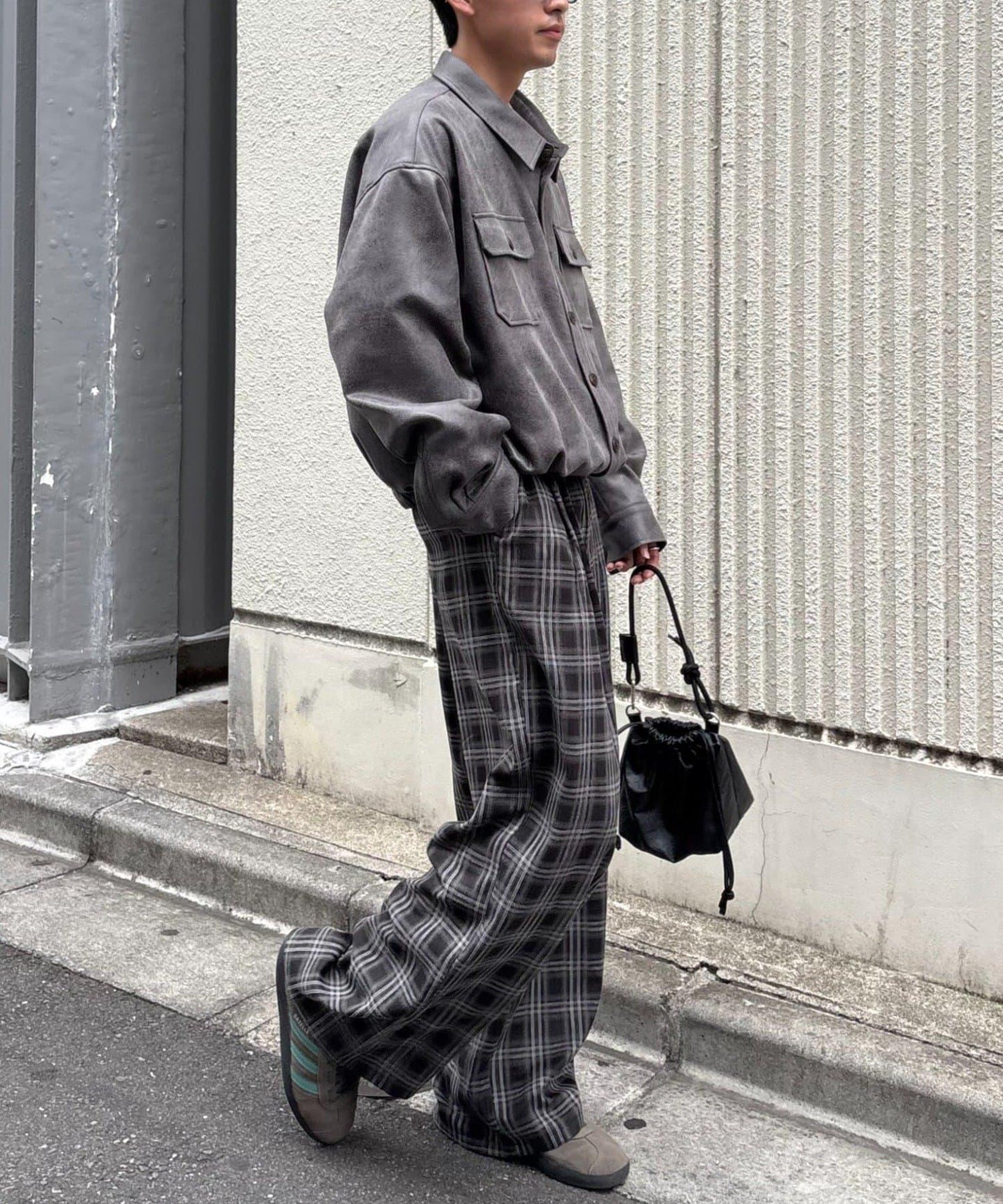 法蘭絨格紋褶皺寬鬆闊腿褲