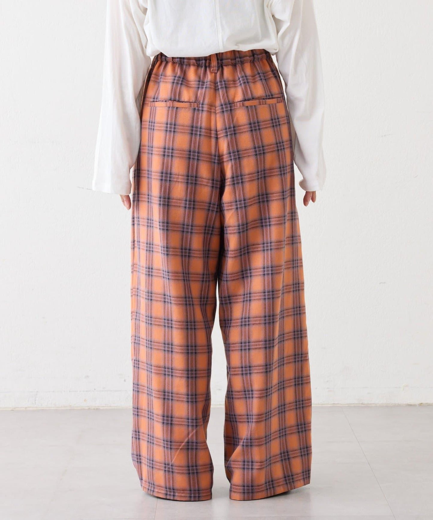 法蘭絨格紋褶皺寬鬆闊腿褲