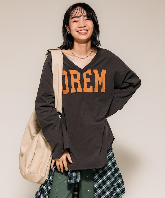 復古V領字母長袖T恤