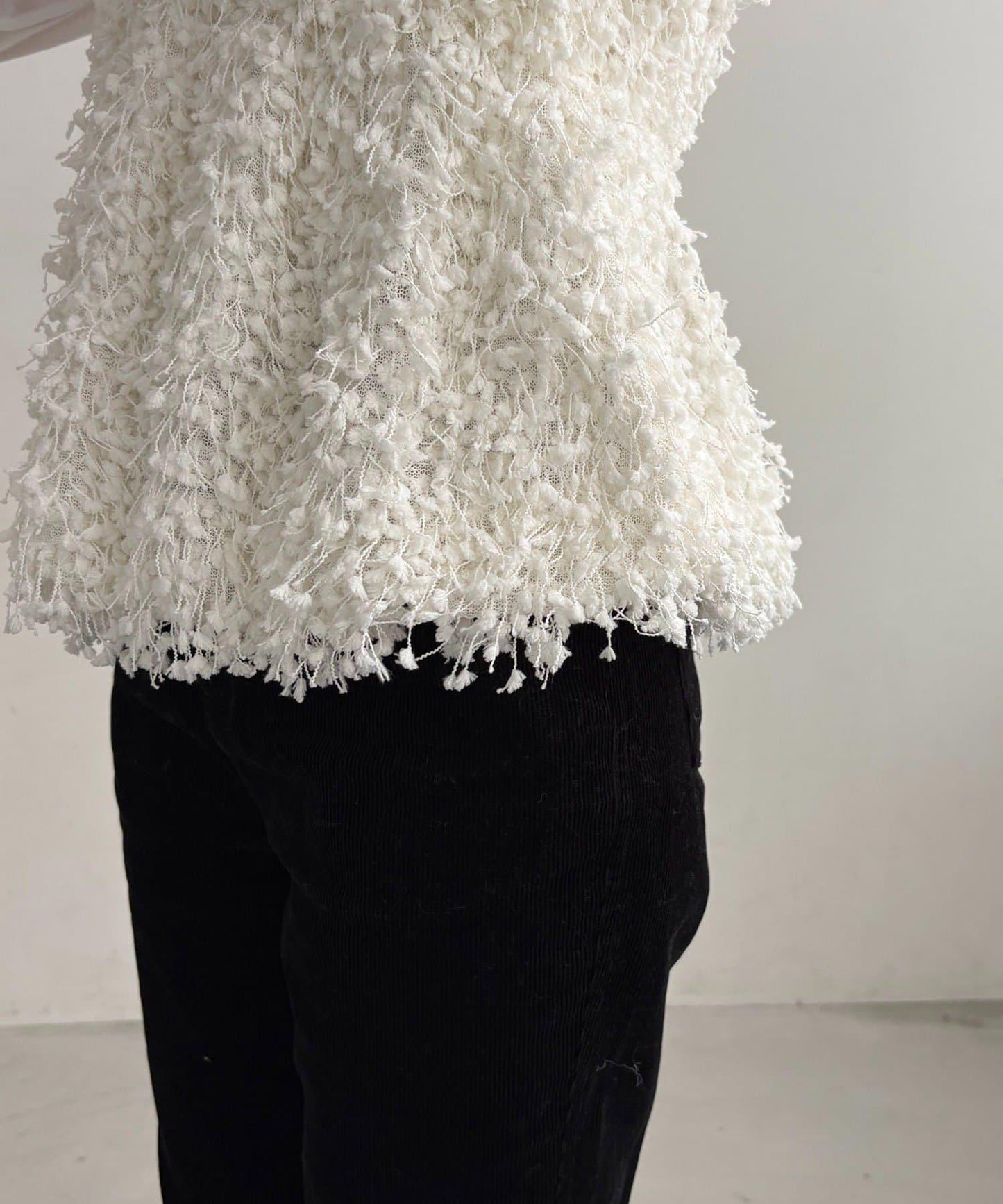 【適合長季節穿著】圈圈紗流蘇上衣