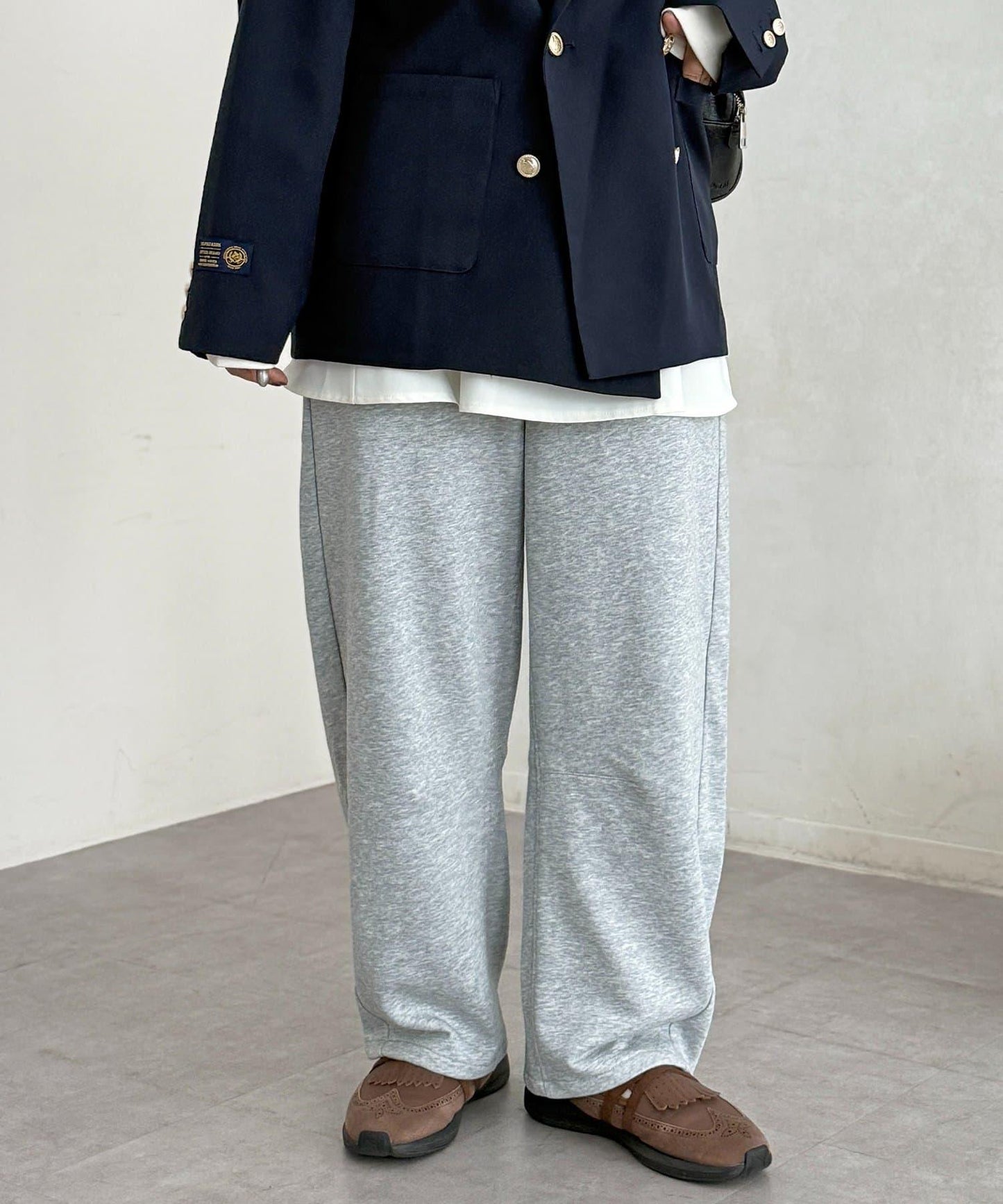 加絨彎曲運動褲