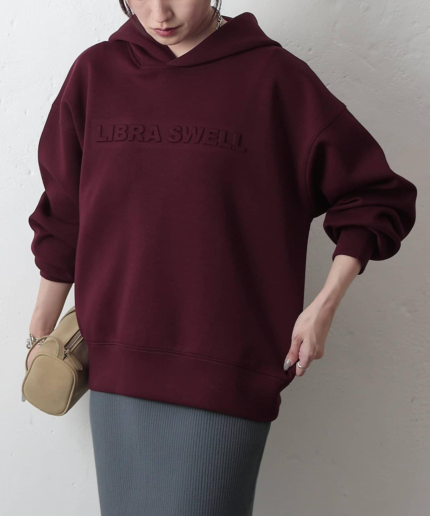 瓦楞紙浮雕標誌連帽衛衣