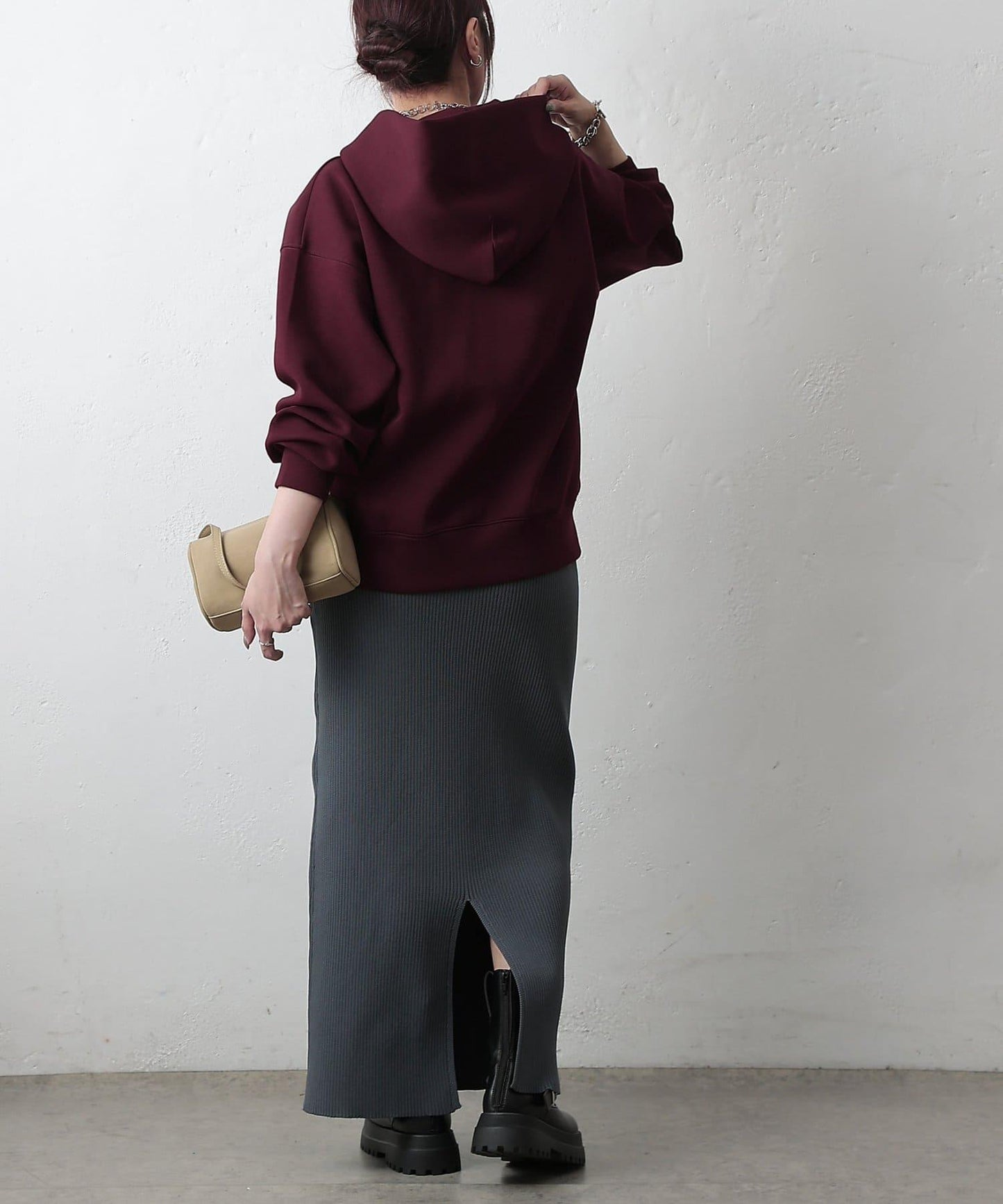 瓦楞紙浮雕標誌連帽衛衣