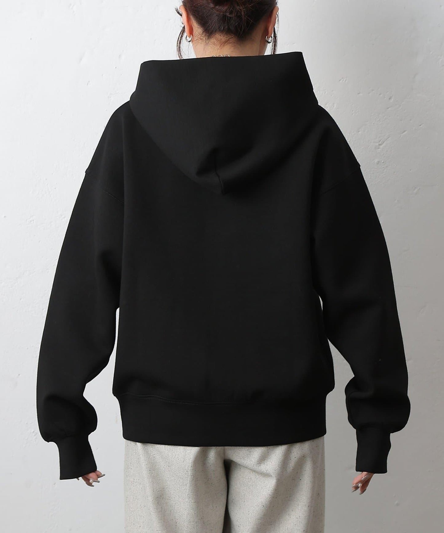 瓦楞紙浮雕標誌連帽衛衣