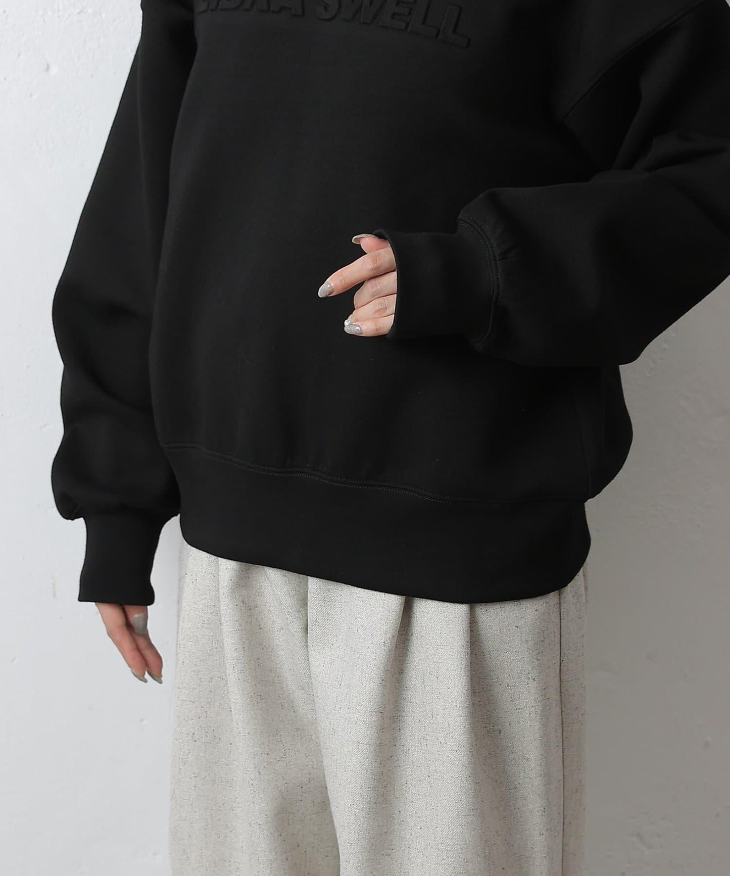 瓦楞紙浮雕標誌連帽衛衣