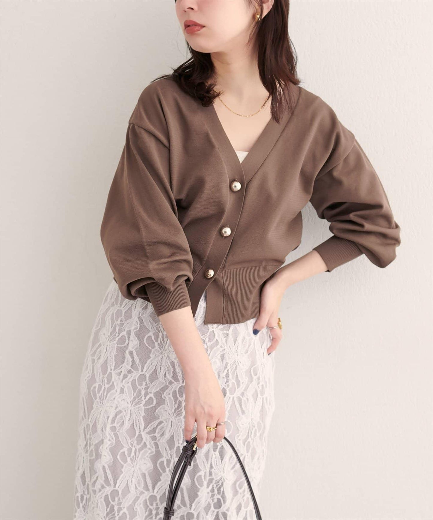 紐扣V領開衫